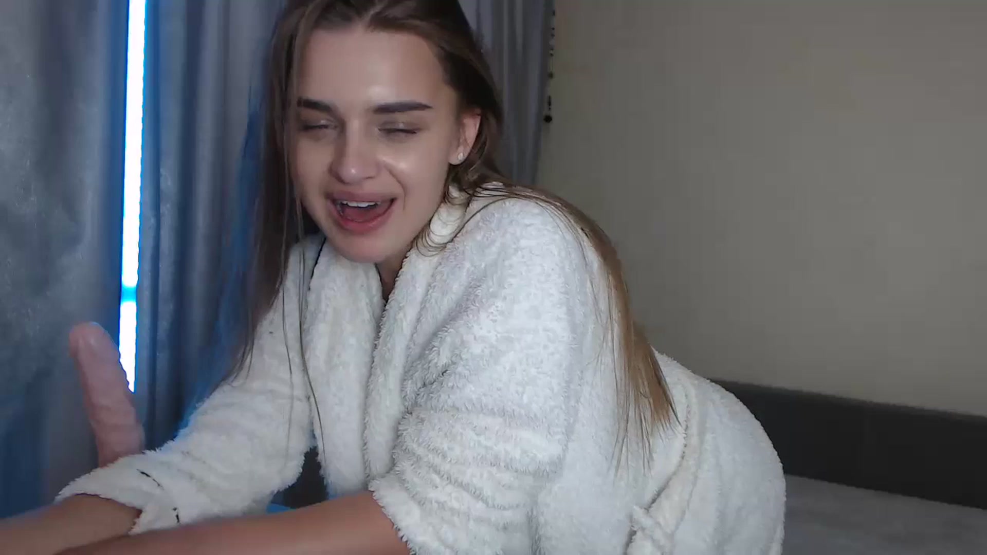 Gallery image thumbnail from AnnaAllison's myfreecams stream on, 07/09/2023, 12:34 image 8 of 20