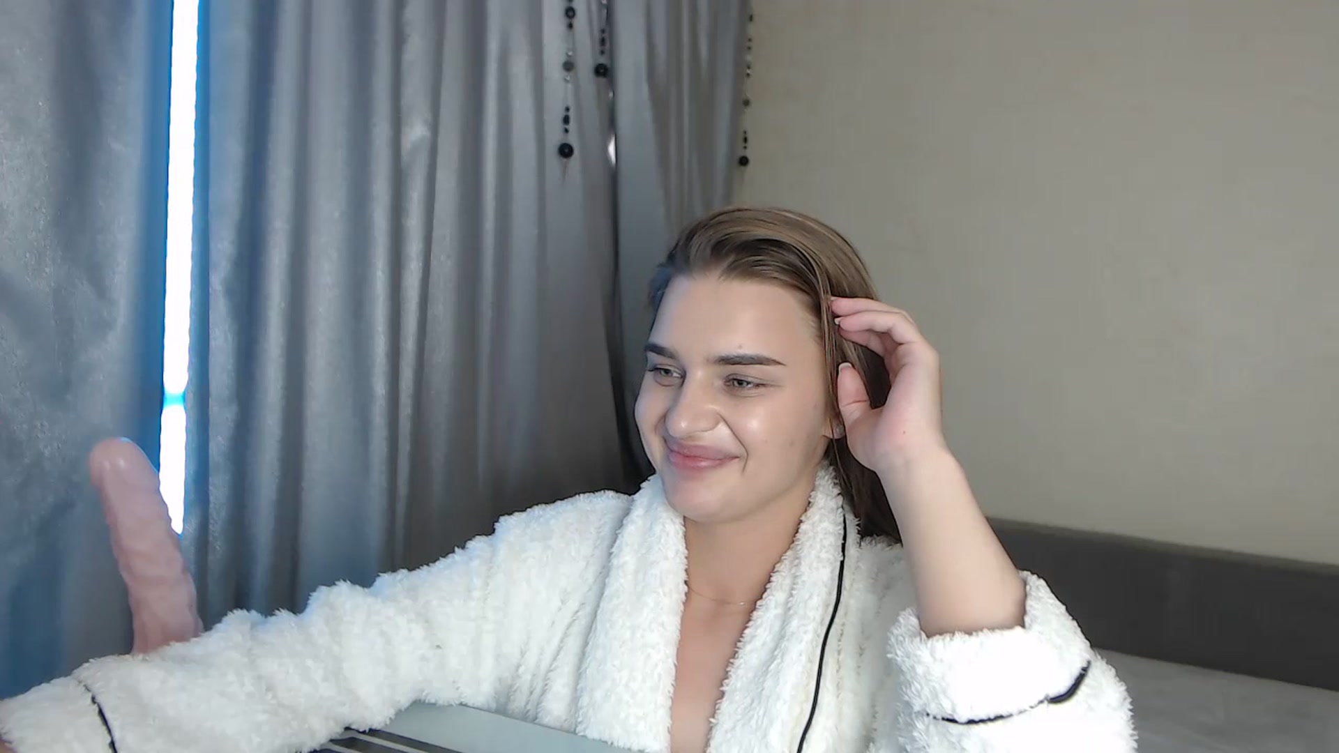 Gallery image thumbnail from AnnaAllison's myfreecams stream on, 07/09/2023, 12:34 image 13 of 20