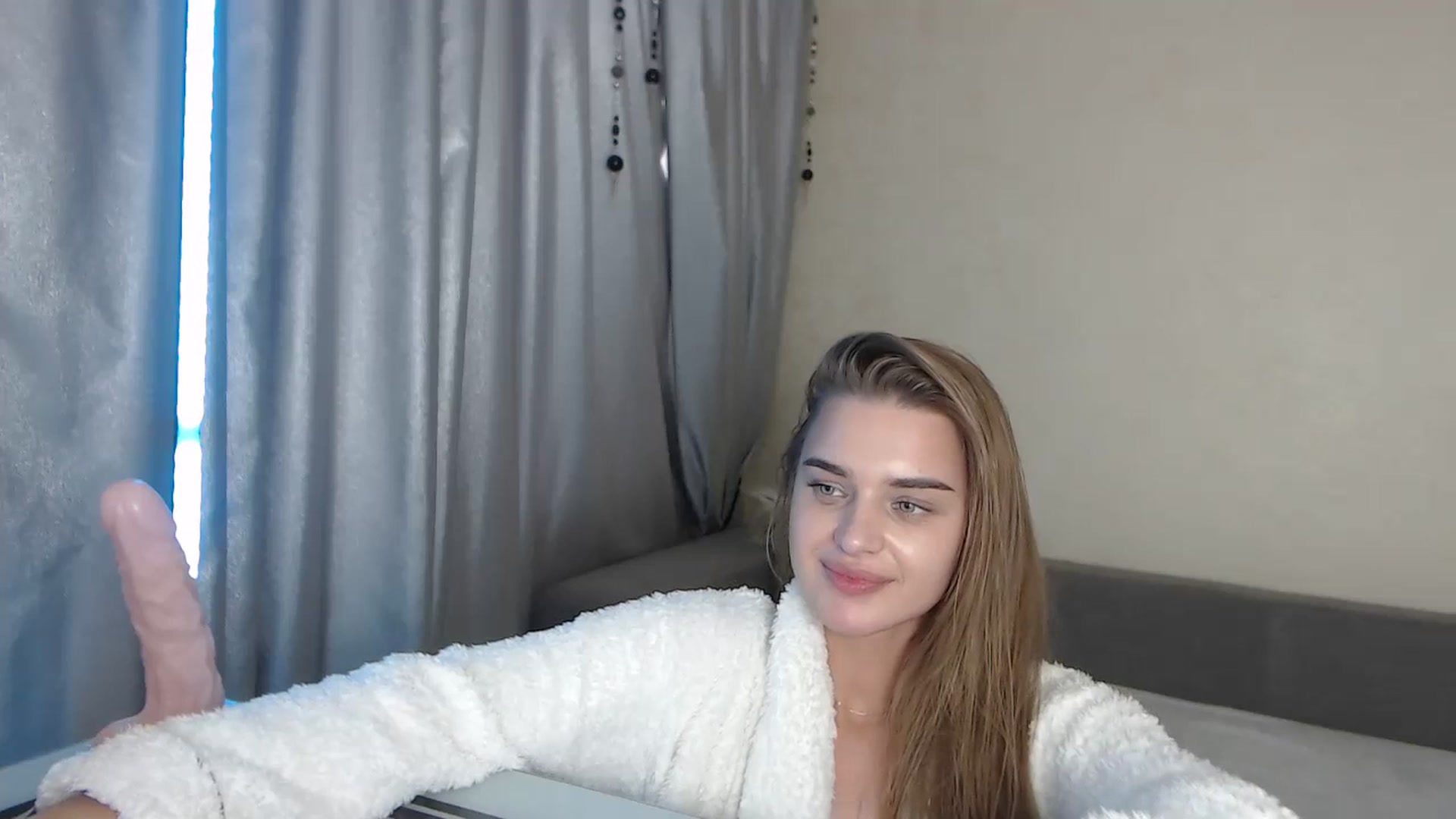 Gallery image thumbnail from AnnaAllison's myfreecams stream on, 07/09/2023, 13:09 image 15 of 20