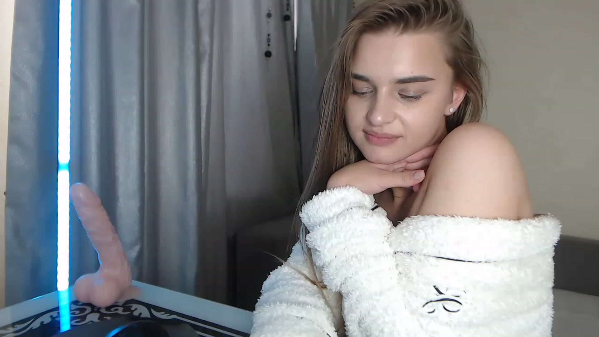 Gallery image thumbnail from AnnaAllison's myfreecams stream on, 07/10/2023, 11:00 image 19 of 20