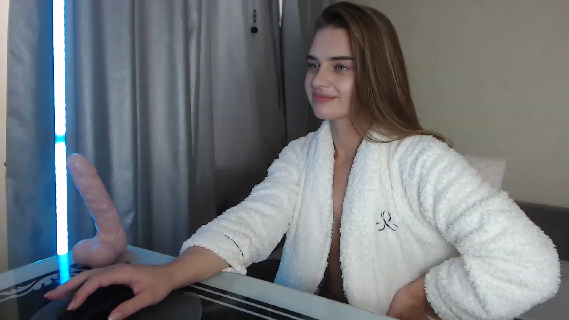 Gallery image thumbnail from AnnaAllison's myfreecams stream on, 07/10/2023, 11:00 image 3 of 20