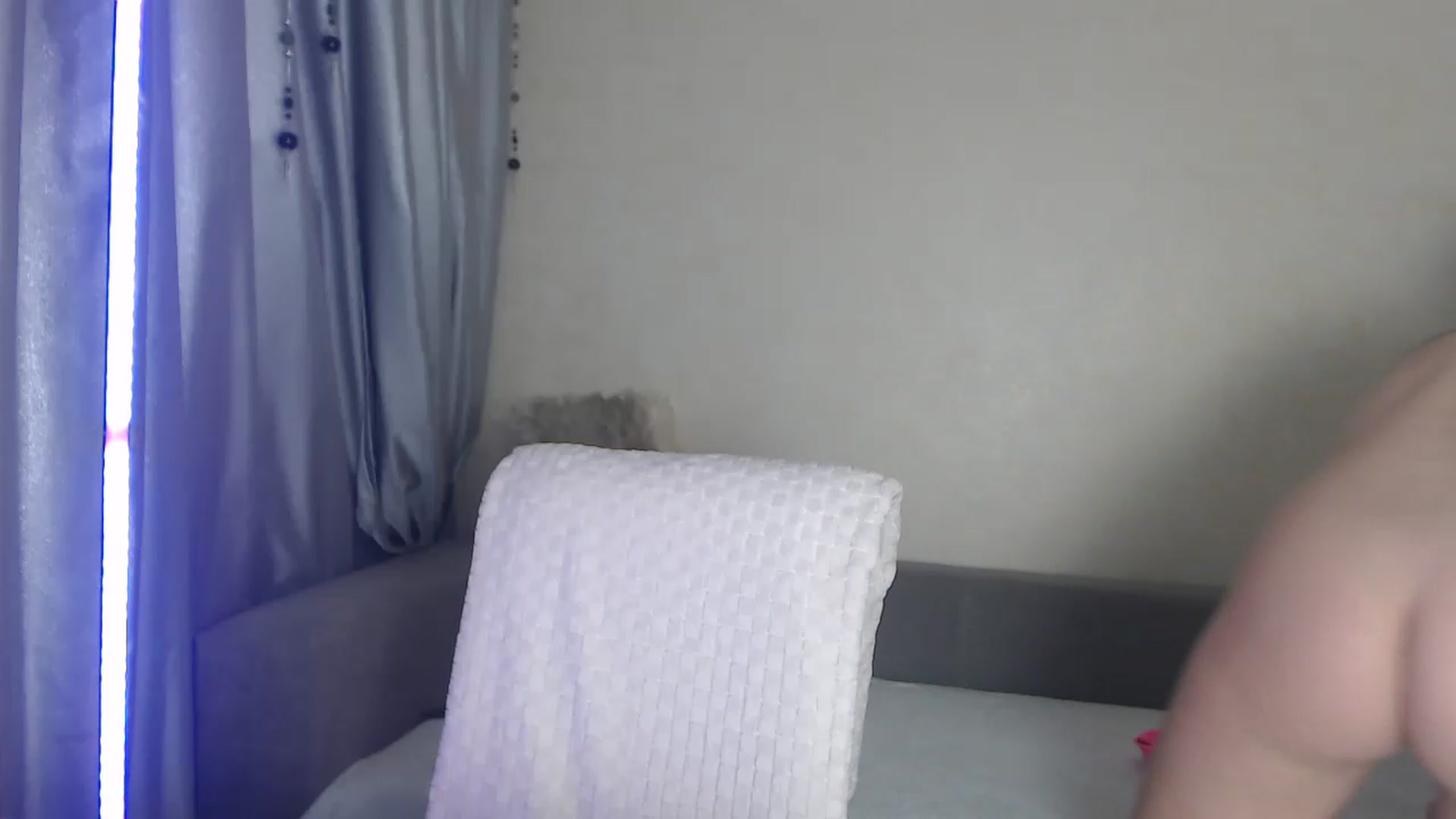 Gallery image thumbnail from AnnaAllison's myfreecams stream on, 08/15/2023, 17:53 image 15 of 20