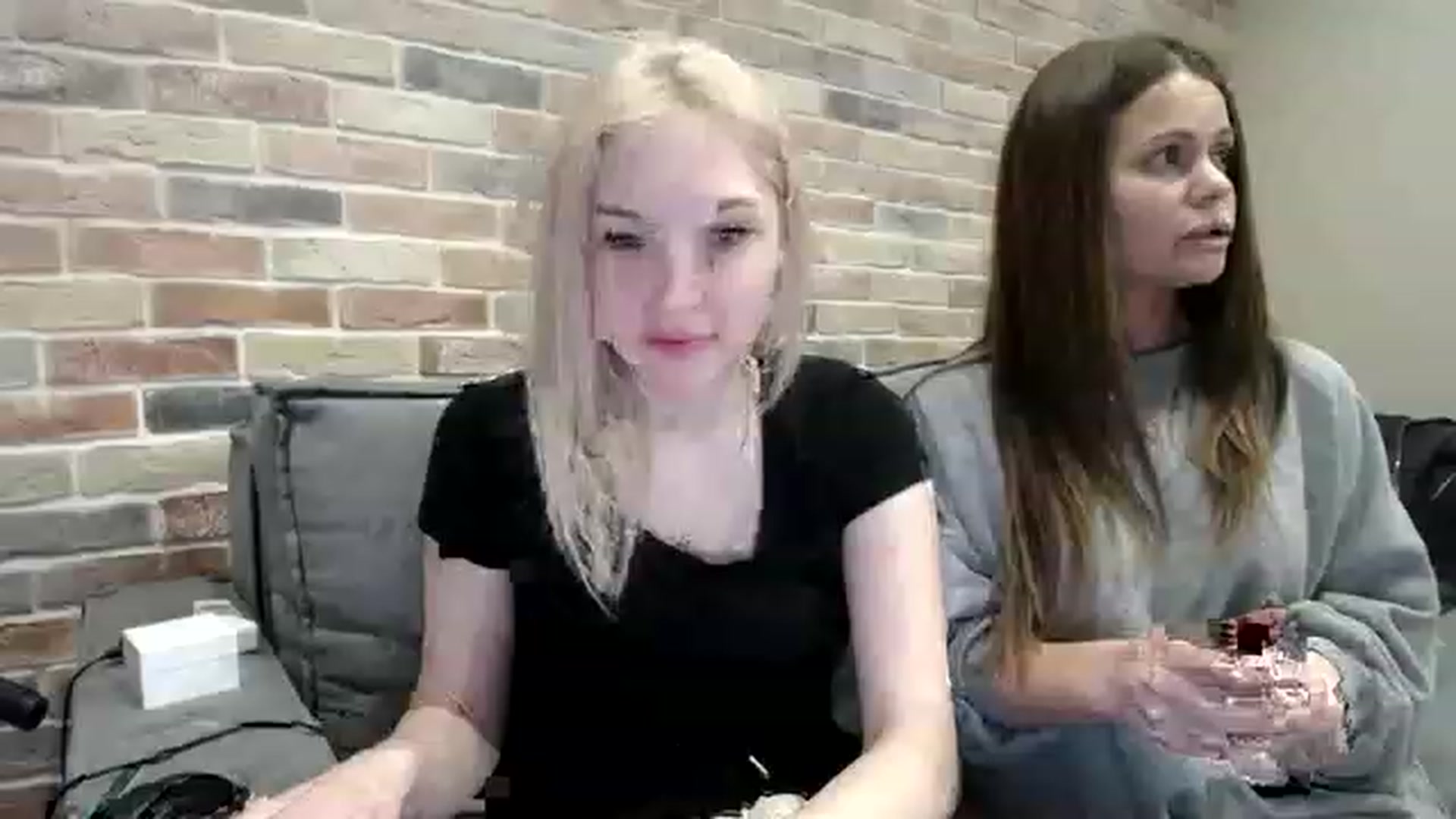 Gallery image thumbnail from AnnaAnna_'s myfreecams stream on, 03/28/2023, 15:51 image 4 of 20