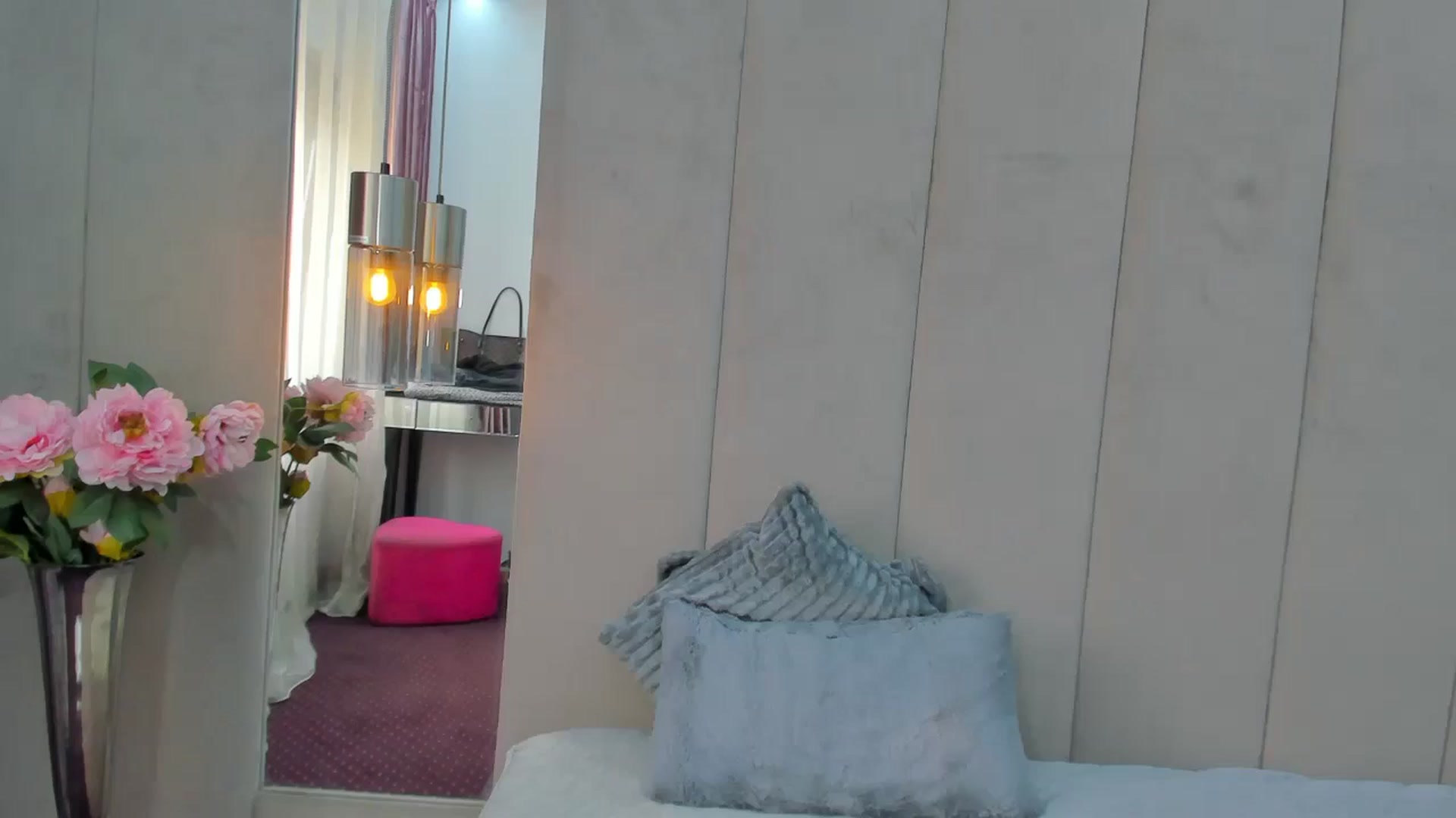 Gallery image thumbnail from AnnaBabe66's myfreecams stream on, 04/10/2025, 10:48 image 3 of 20