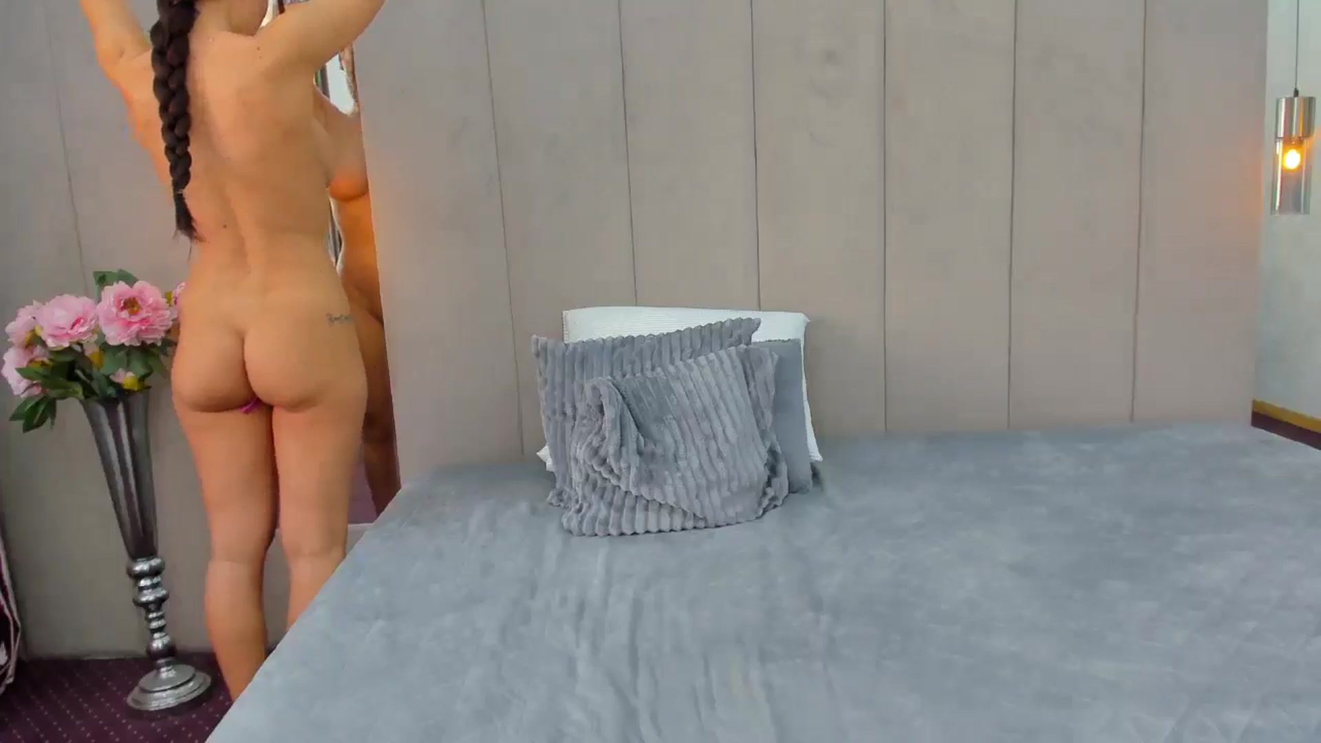 Gallery image thumbnail from AnnaBabe66's myfreecams stream on, 05/07/2025, 11:05 image 4 of 20