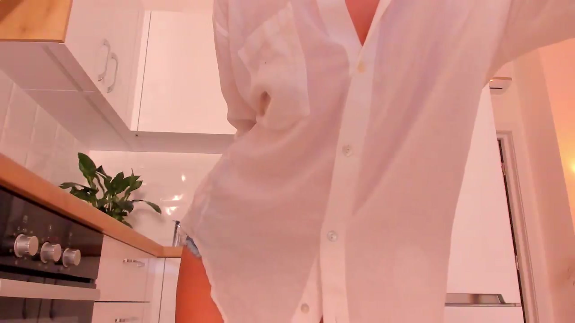Gallery image thumbnail from AnnaBday's myfreecams stream on, 09/03/2026, 18:47 image 6 of 20