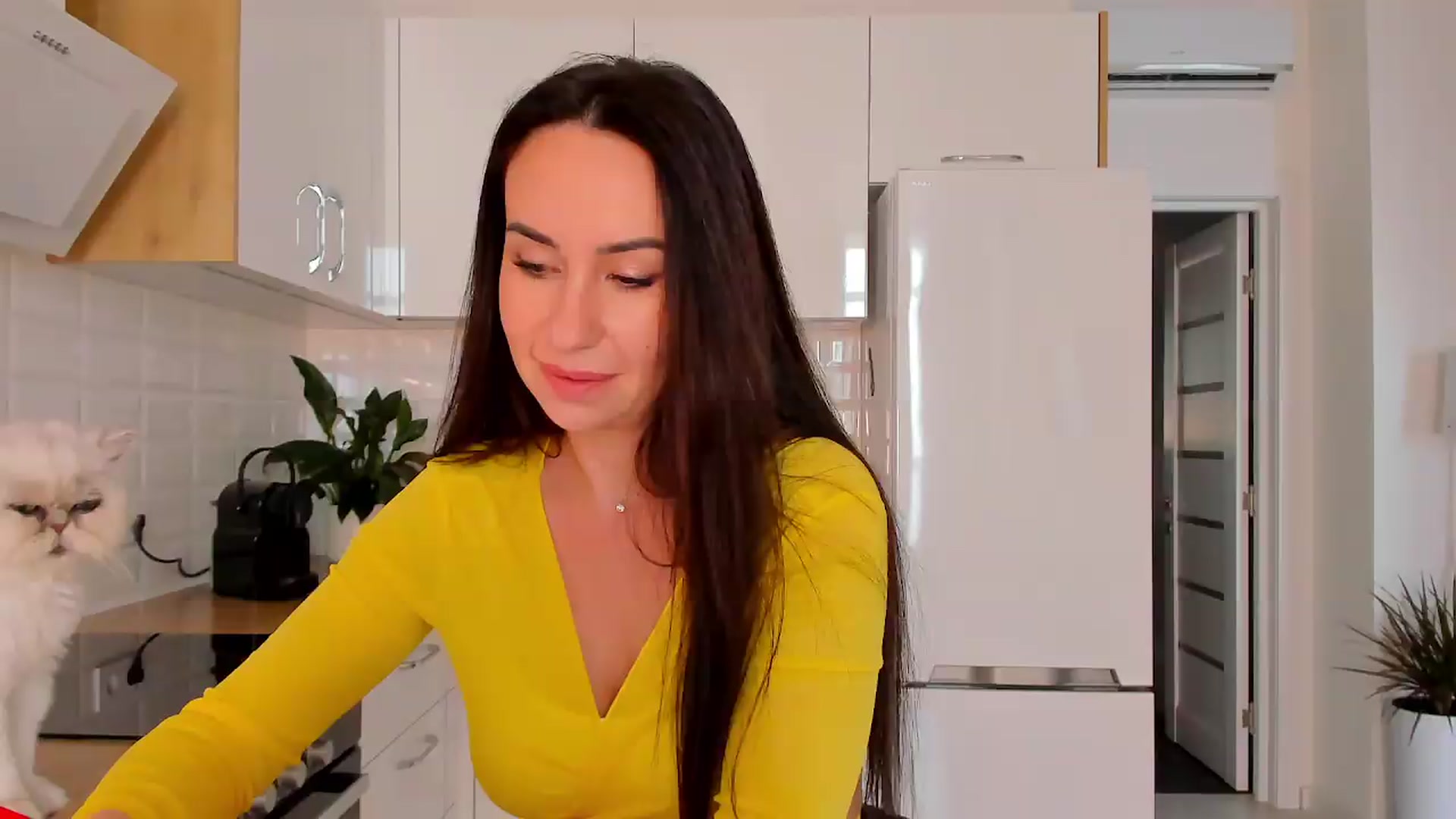 Gallery image thumbnail from AnnaBday's myfreecams stream on, 09/04/2026, 13:37 image 4 of 20