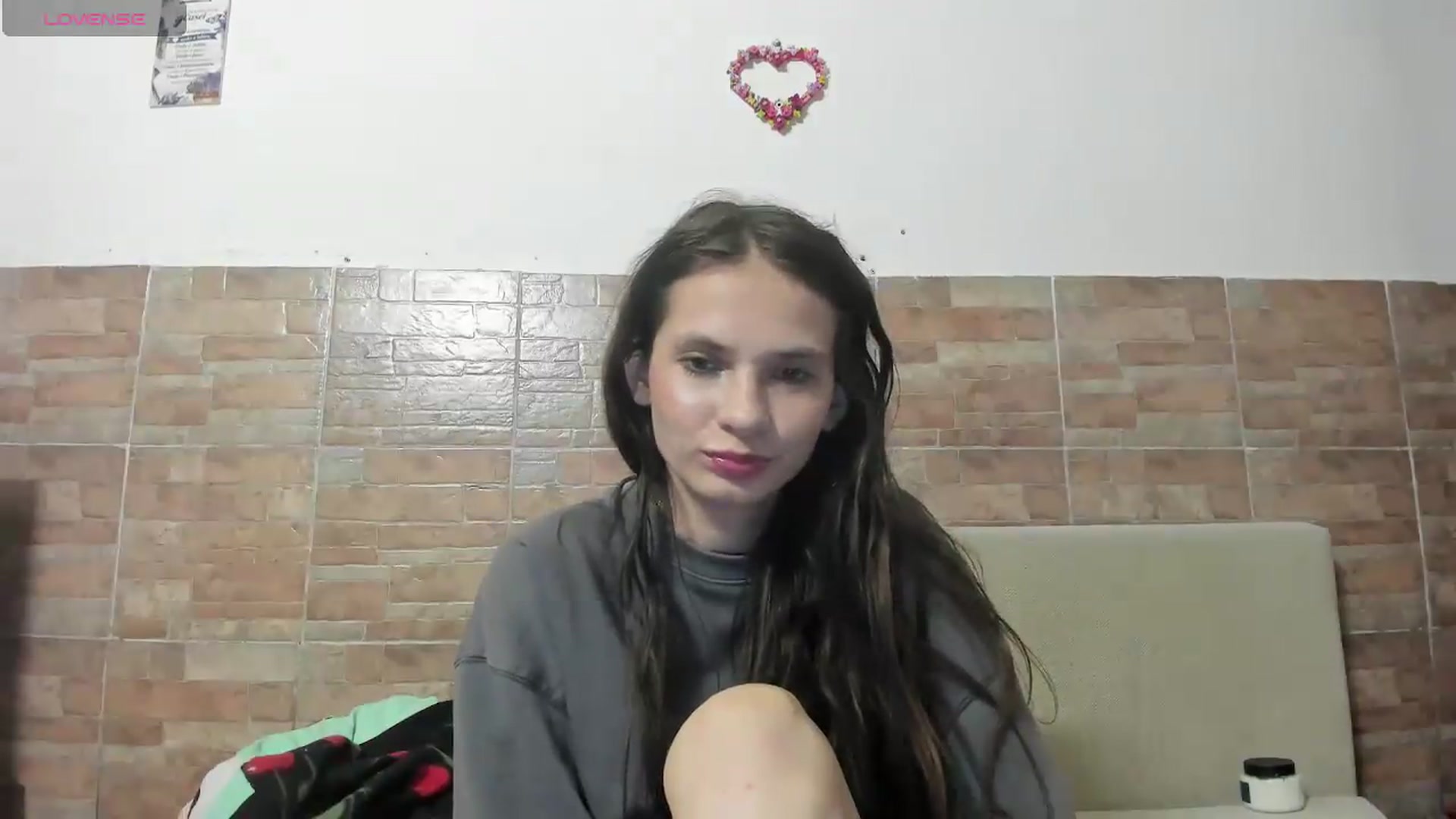Gallery image thumbnail from AnnaCouper's myfreecams stream on, 09/18/2026, 24:03 image 11 of 20