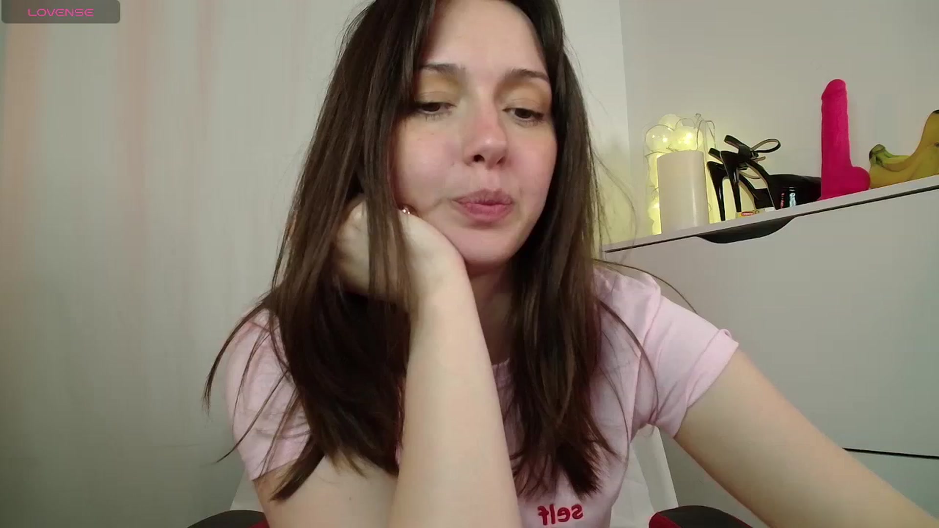 Gallery image thumbnail from AnnaDoingSmth's myfreecams stream on, 05/27/2024, 24:31 image 9 of 20