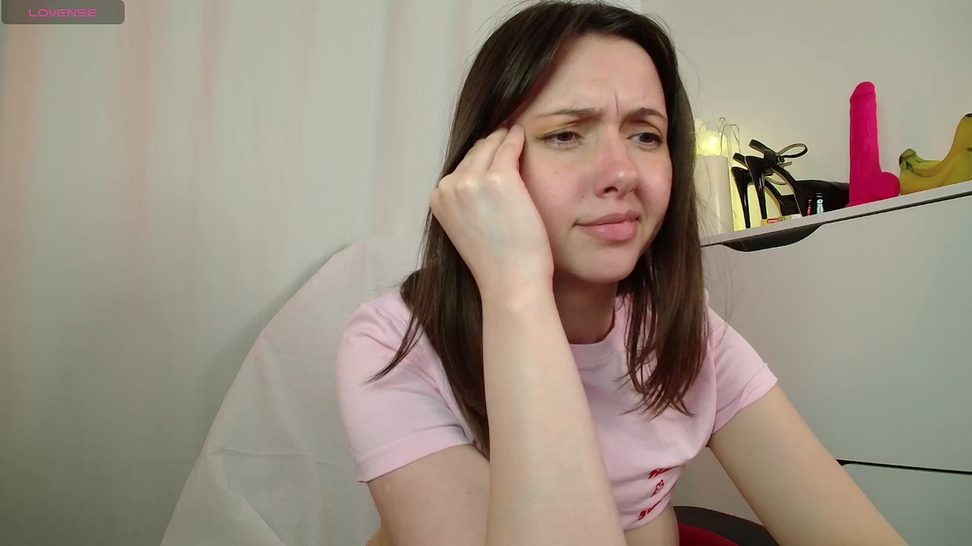Gallery image thumbnail from AnnaDoingSmth's myfreecams stream on, 05/27/2024, 24:31 image 13 of 20