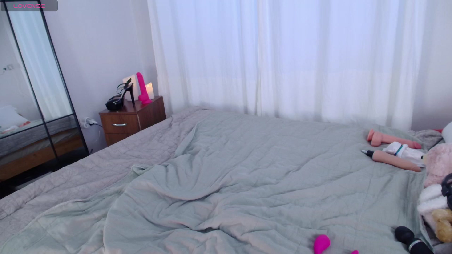 Gallery image thumbnail from AnnaDoingSmth's myfreecams stream on, 06/01/2024, 19:42 image 7 of 20