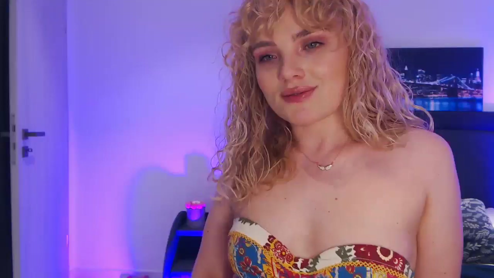 Gallery image thumbnail from AnnaEvv's myfreecams stream on, 03/25/2025, 11:14 image 7 of 20