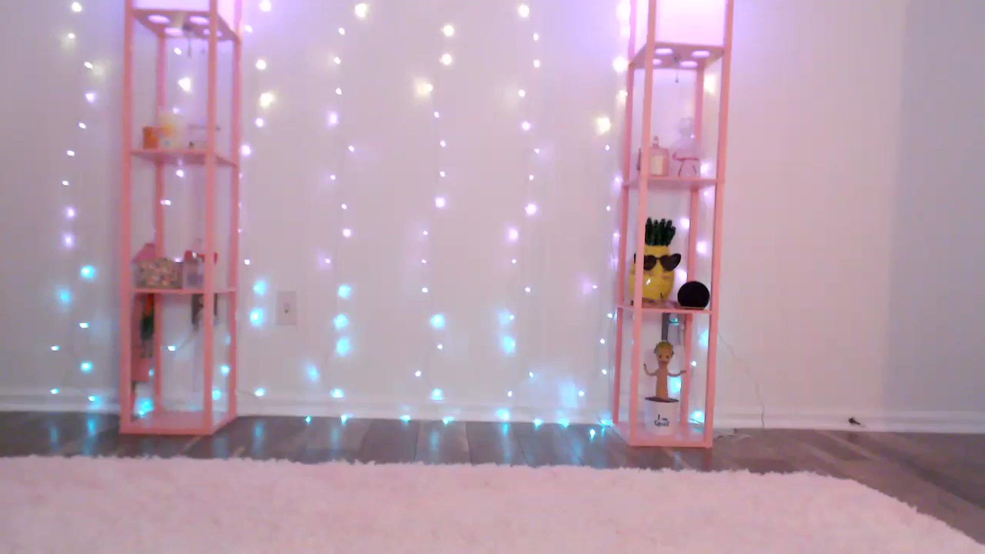 Gallery image thumbnail from AnnaFaux's myfreecams stream on, 07/03/2024, 23:30 image 20 of 20