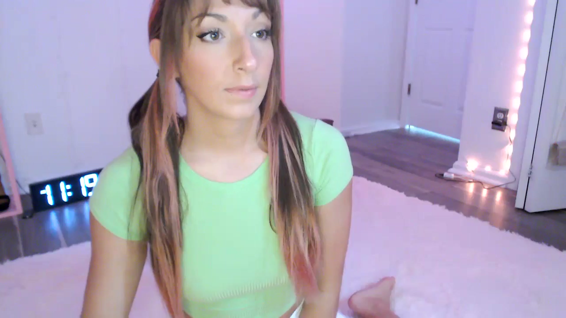 Gallery image thumbnail from AnnaFaux's myfreecams stream on, 07/11/2024, 16:18 image 1 of 20