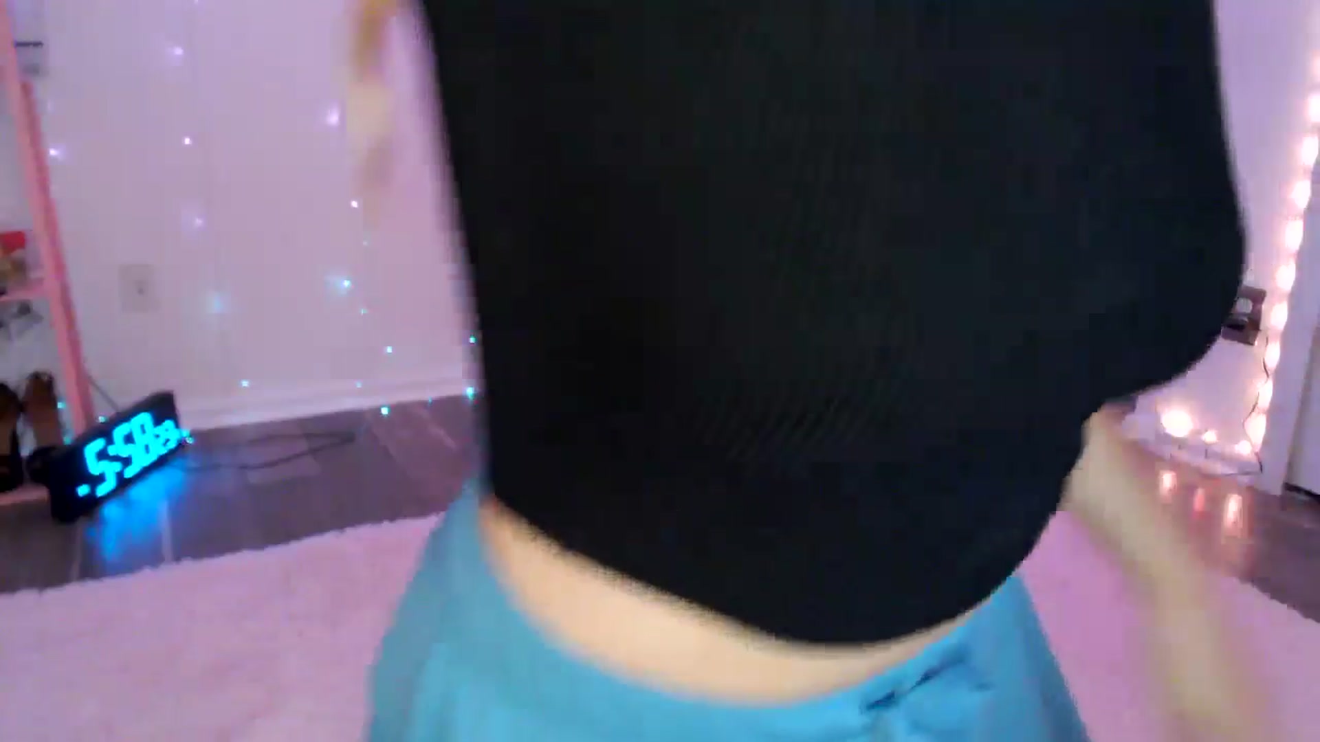Gallery image thumbnail from AnnaFaux's myfreecams stream on, 07/16/2024, 22:14 image 2 of 20