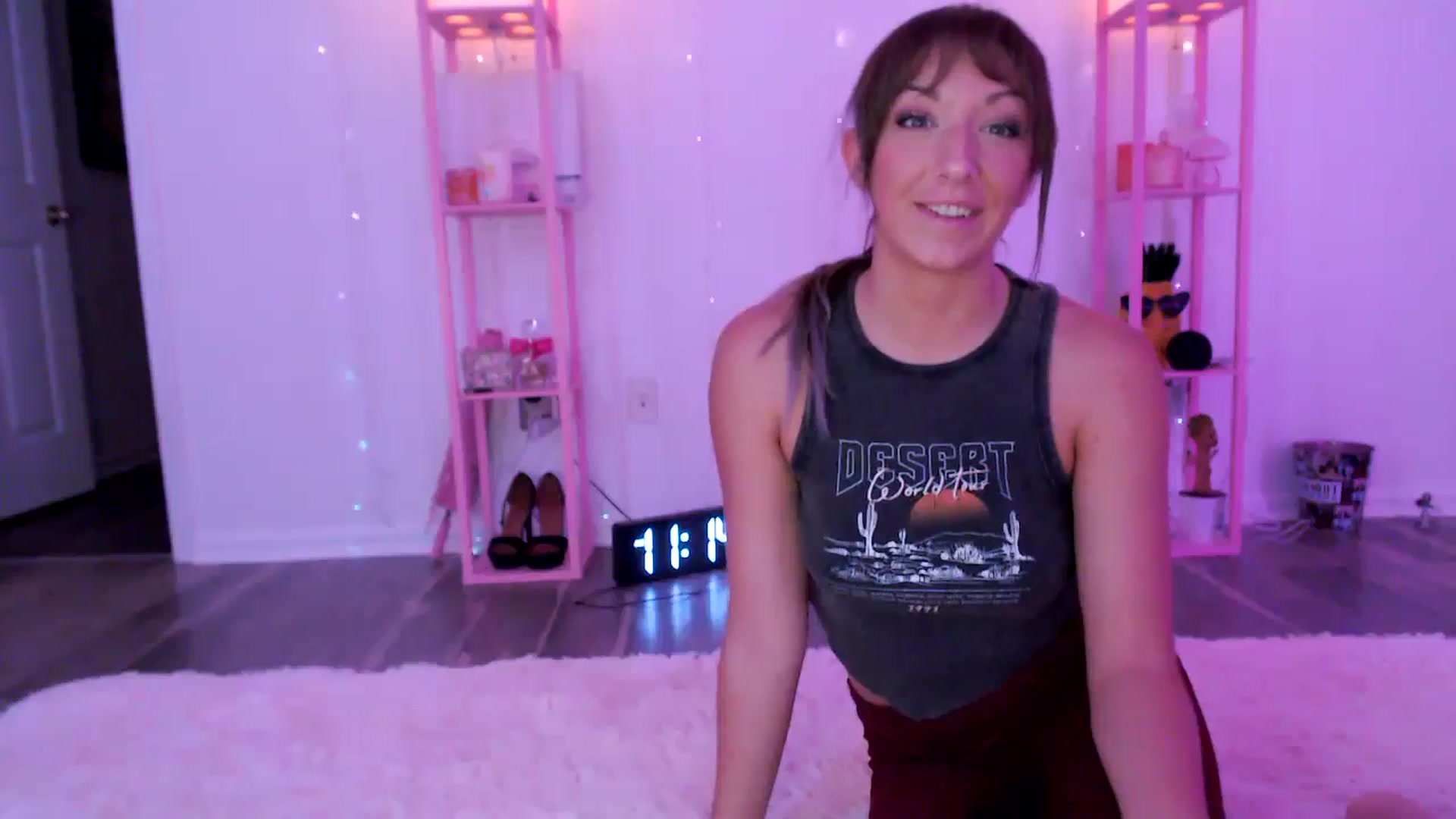 Gallery image thumbnail from AnnaFaux's myfreecams stream on, 07/30/2024, 15:33 image 17 of 20