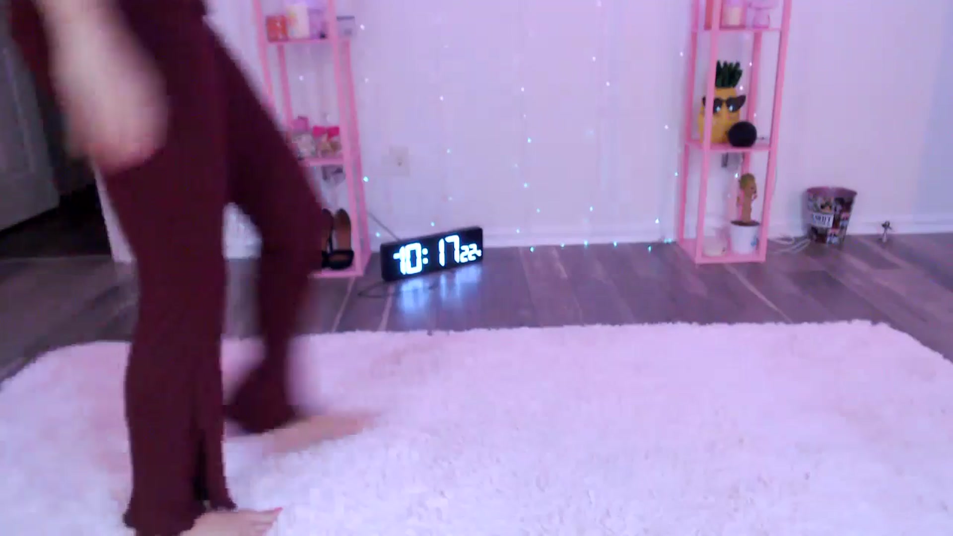 Gallery image thumbnail from AnnaFaux's myfreecams stream on, 07/30/2024, 15:33 image 2 of 20