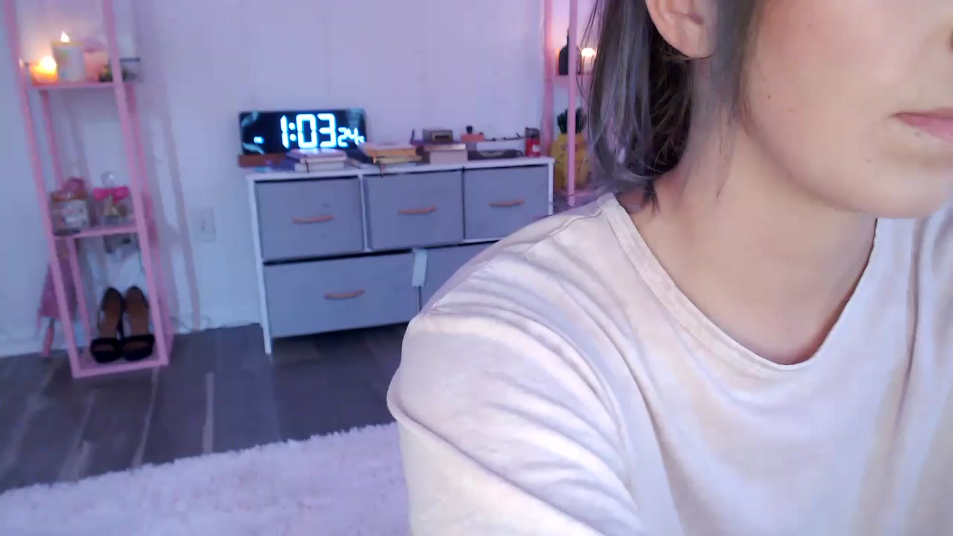Gallery image thumbnail from AnnaFaux's myfreecams stream on, 08/09/2024, 18:07 image 1 of 20