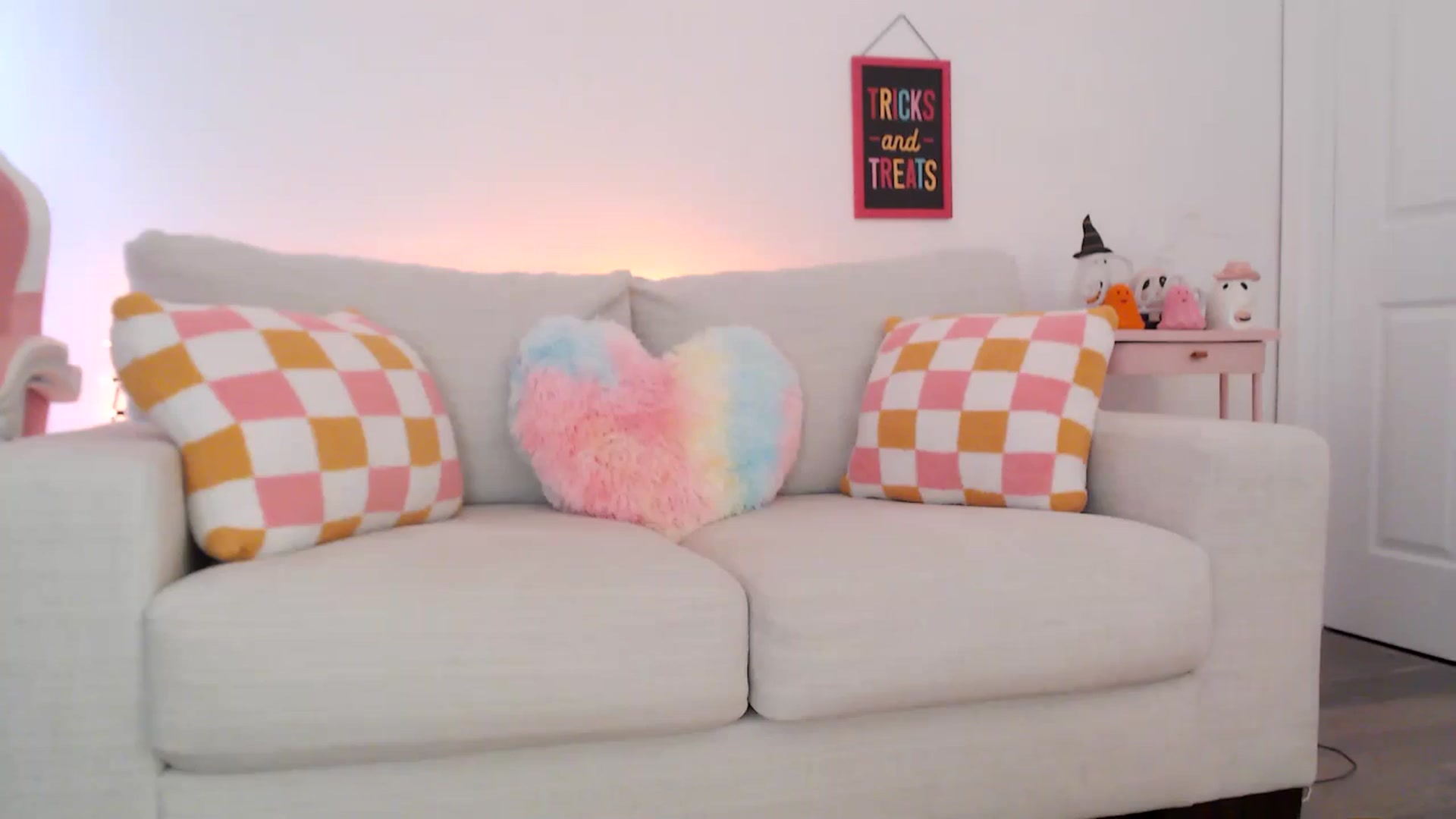 Gallery image thumbnail from AnnaFaux's myfreecams stream on, 08/25/2024, 15:58 image 6 of 20