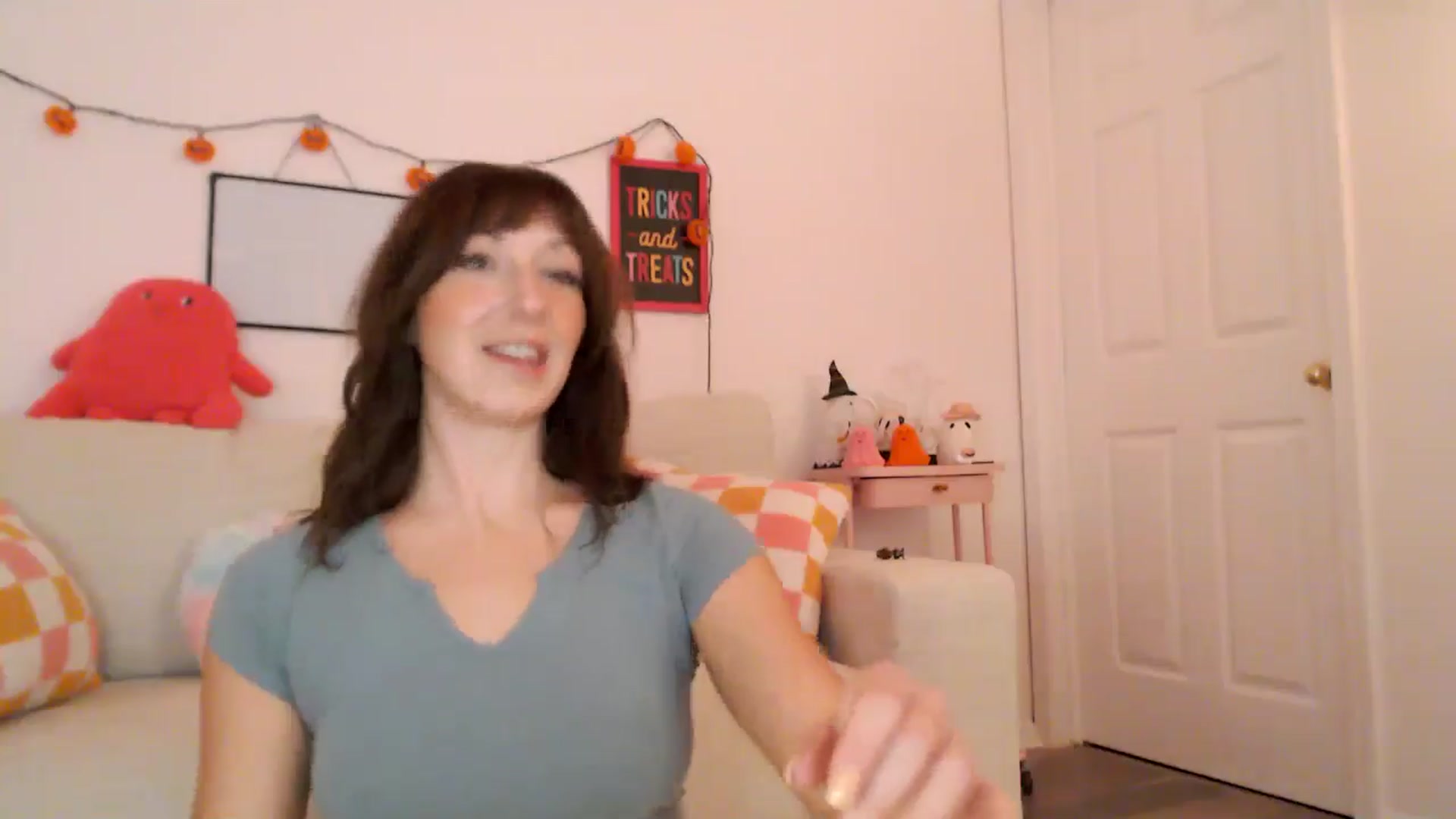 Gallery image thumbnail from AnnaFaux's myfreecams stream on, 10/09/2024, 15:15 image 7 of 20