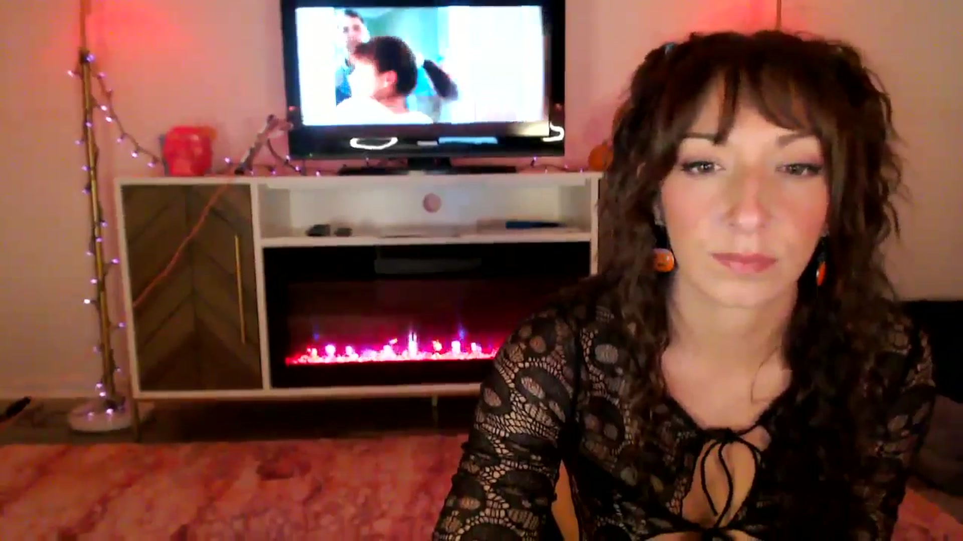 Gallery image thumbnail from AnnaFaux's myfreecams stream on, 10/24/2024, 23:57 image 12 of 20