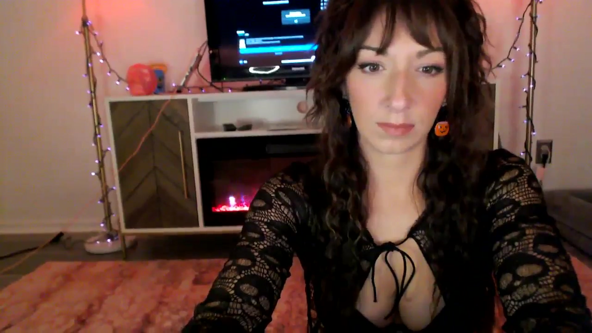 Gallery image thumbnail from AnnaFaux's myfreecams stream on, 10/24/2024, 23:57 image 3 of 20
