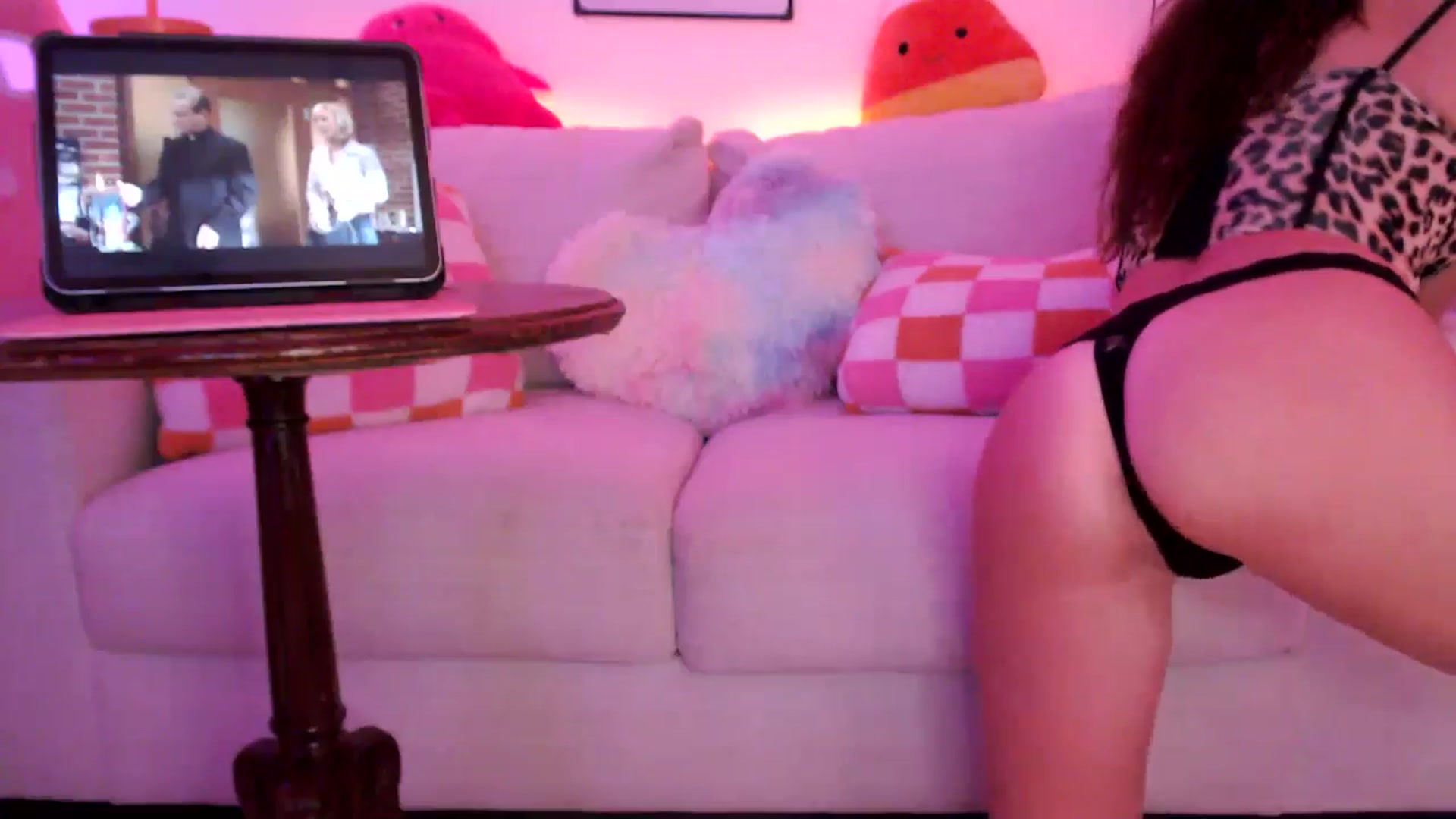 Gallery image thumbnail from AnnaFaux's myfreecams stream on, 10/27/2024, 24:04 image 5 of 20