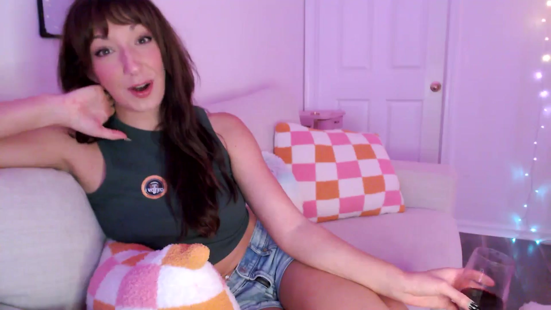 Gallery image thumbnail from AnnaFaux's myfreecams stream on, 11/06/2024, 24:00 image 3 of 20