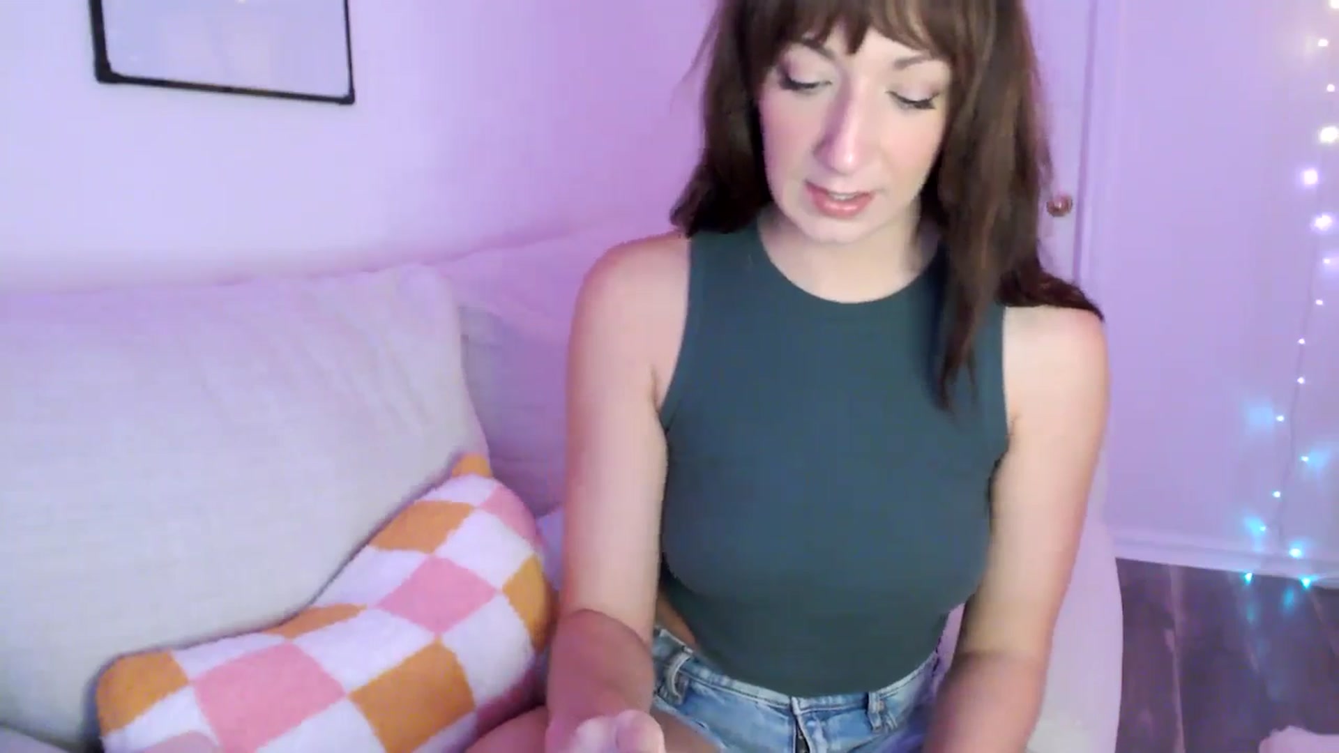 Gallery image thumbnail from AnnaFaux's myfreecams stream on, 11/06/2024, 24:00 image 16 of 20