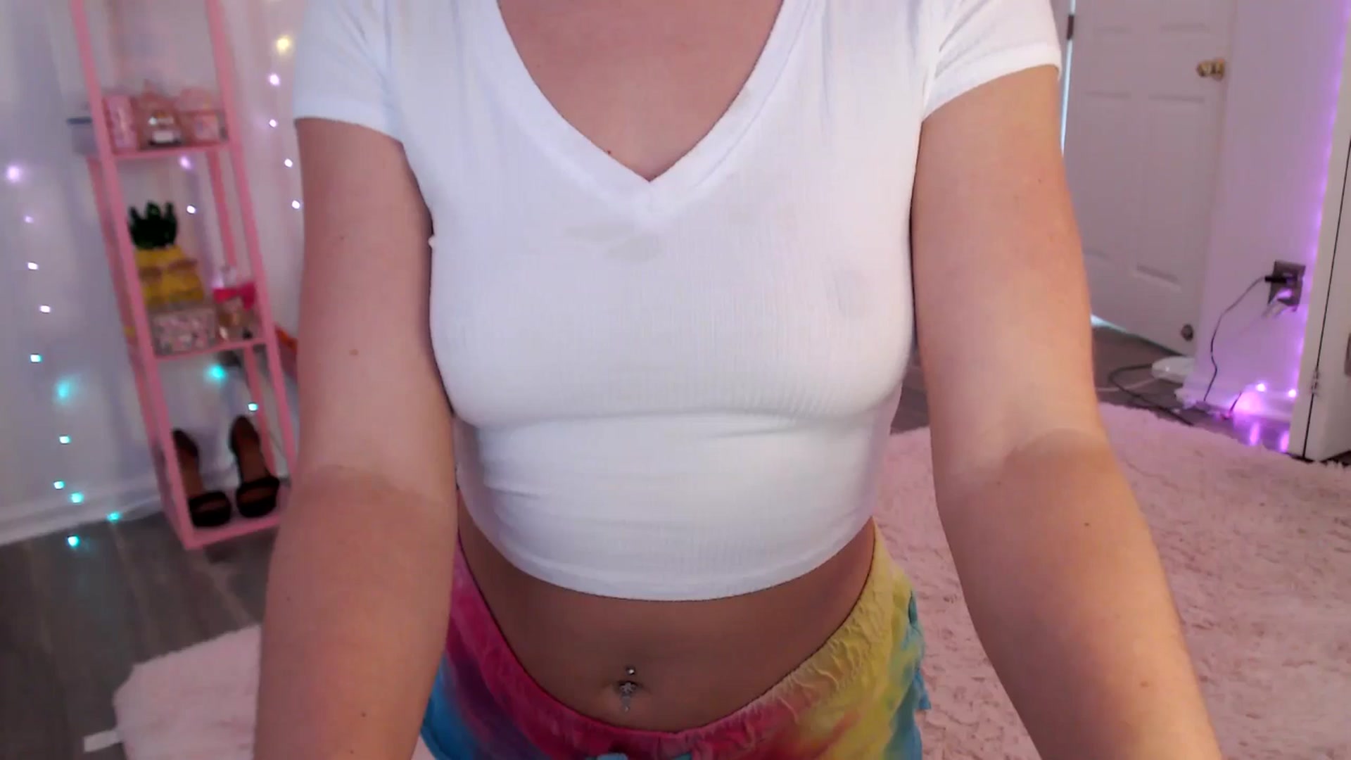 Gallery image thumbnail from AnnaFaux's myfreecams stream on, 11/10/2024, 16:52 image 3 of 20