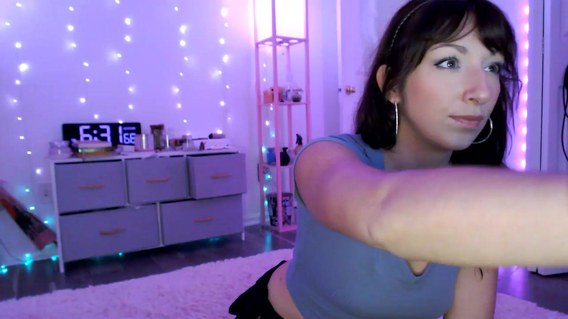 Gallery image thumbnail from AnnaFaux's myfreecams stream on, 12/31/2024, 23:55 image 1 of 20