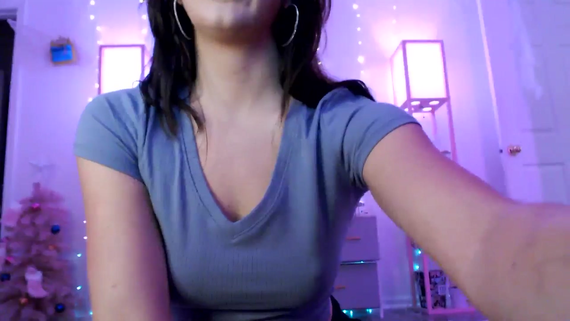 Gallery image thumbnail from AnnaFaux's myfreecams stream on, 12/31/2024, 23:55 image 13 of 20