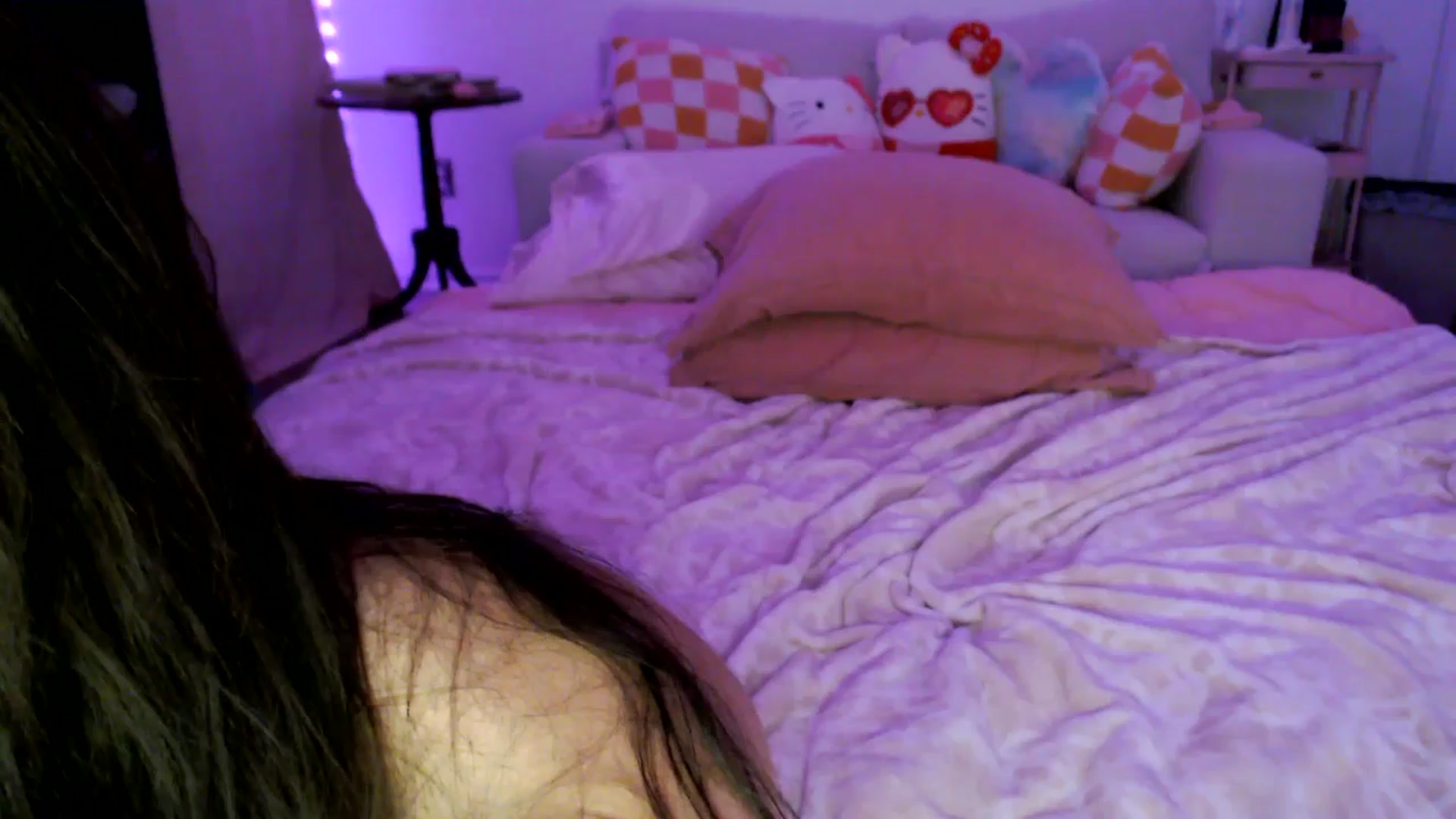 Gallery image thumbnail from AnnaFaux's myfreecams stream on, 01/13/2025, 02:42 image 16 of 20
