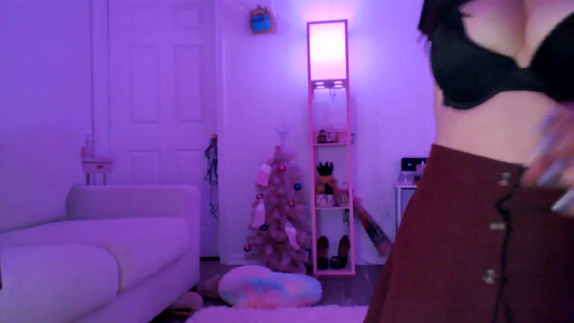 Gallery image thumbnail from AnnaFaux's myfreecams stream on, 01/26/2025, 06:29 image 9 of 20