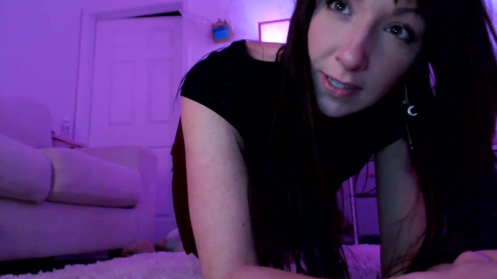 Gallery image thumbnail from AnnaFaux's myfreecams stream on, 01/26/2025, 06:29 image 20 of 20