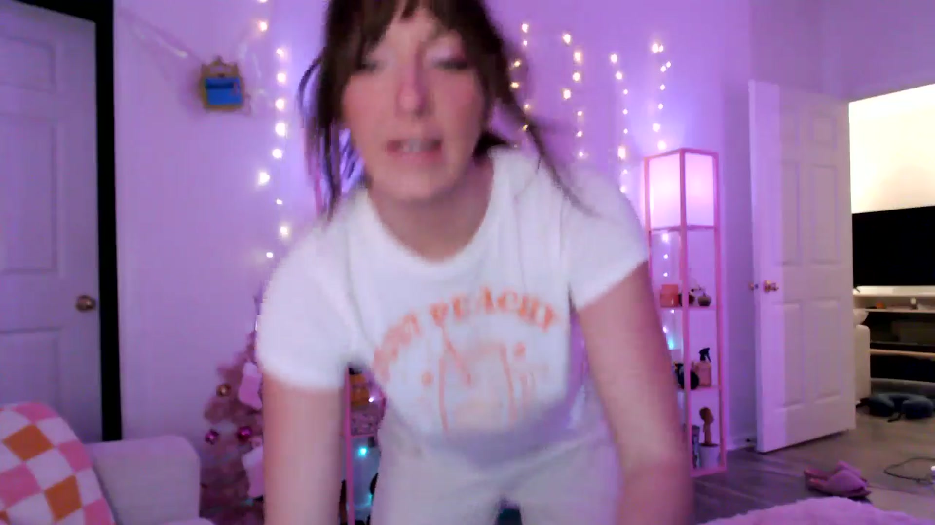 Gallery image thumbnail from AnnaFaux's myfreecams stream on, 02/02/2025, 05:06 image 6 of 20
