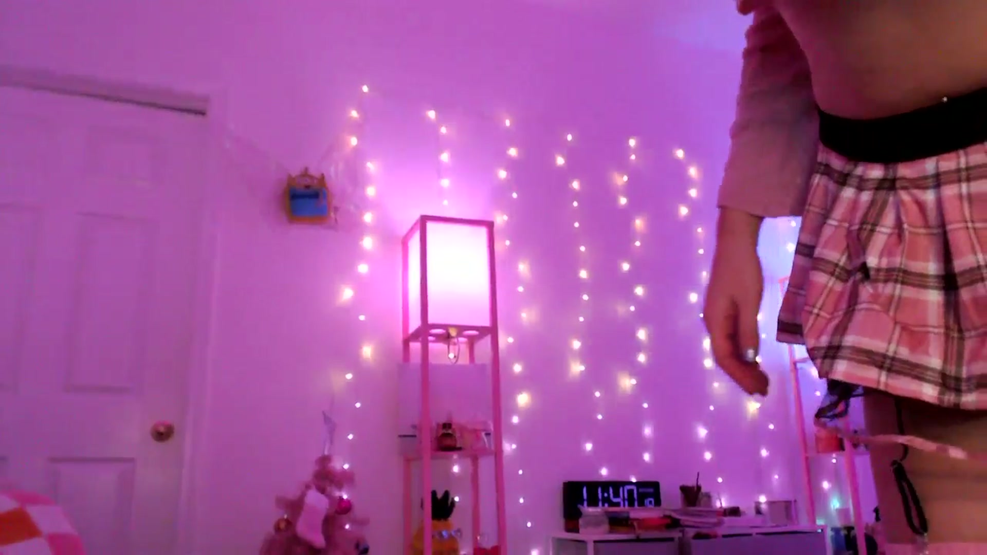 Gallery image thumbnail from AnnaFaux's myfreecams stream on, 02/02/2025, 05:06 image 17 of 20