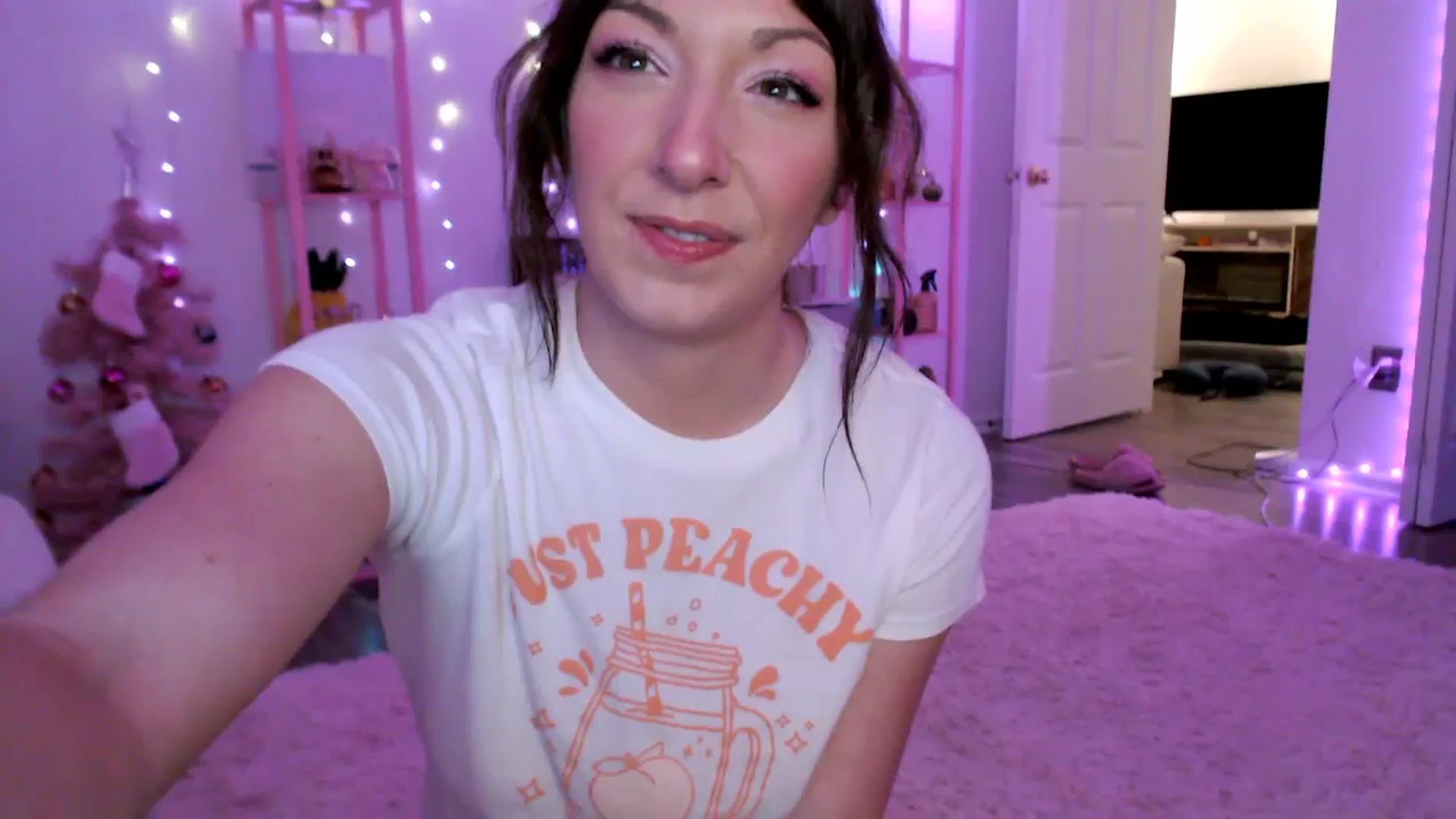 Gallery image thumbnail from AnnaFaux's myfreecams stream on, 02/02/2025, 05:06 image 10 of 20