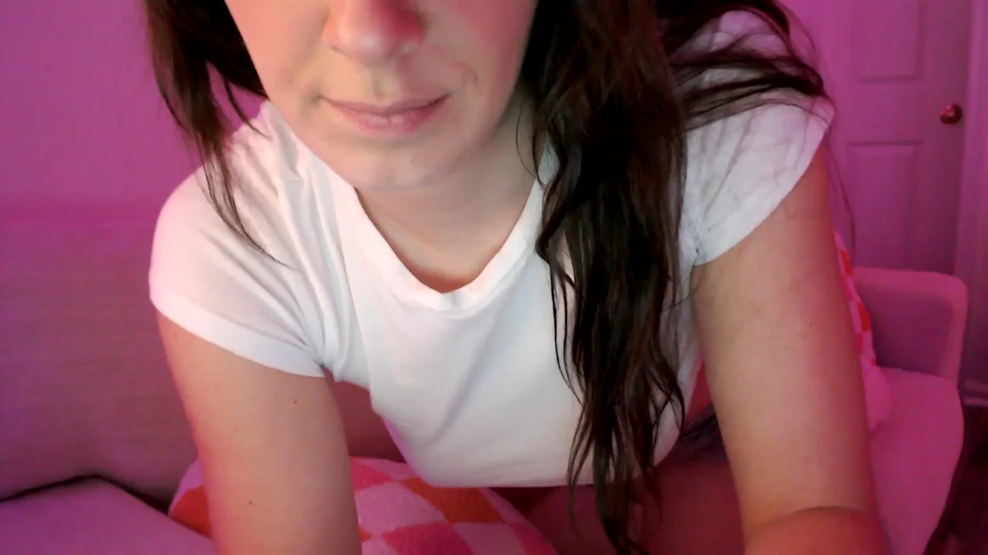 Gallery image thumbnail from AnnaFaux's myfreecams stream on, 02/07/2025, 02:06 image 3 of 20