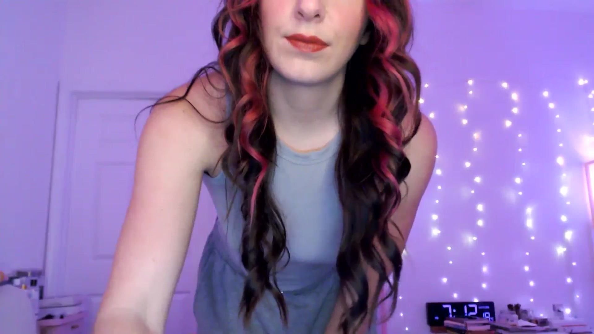 Gallery image thumbnail from AnnaFaux's myfreecams stream on, 02/20/2025, 24:16 image 20 of 20