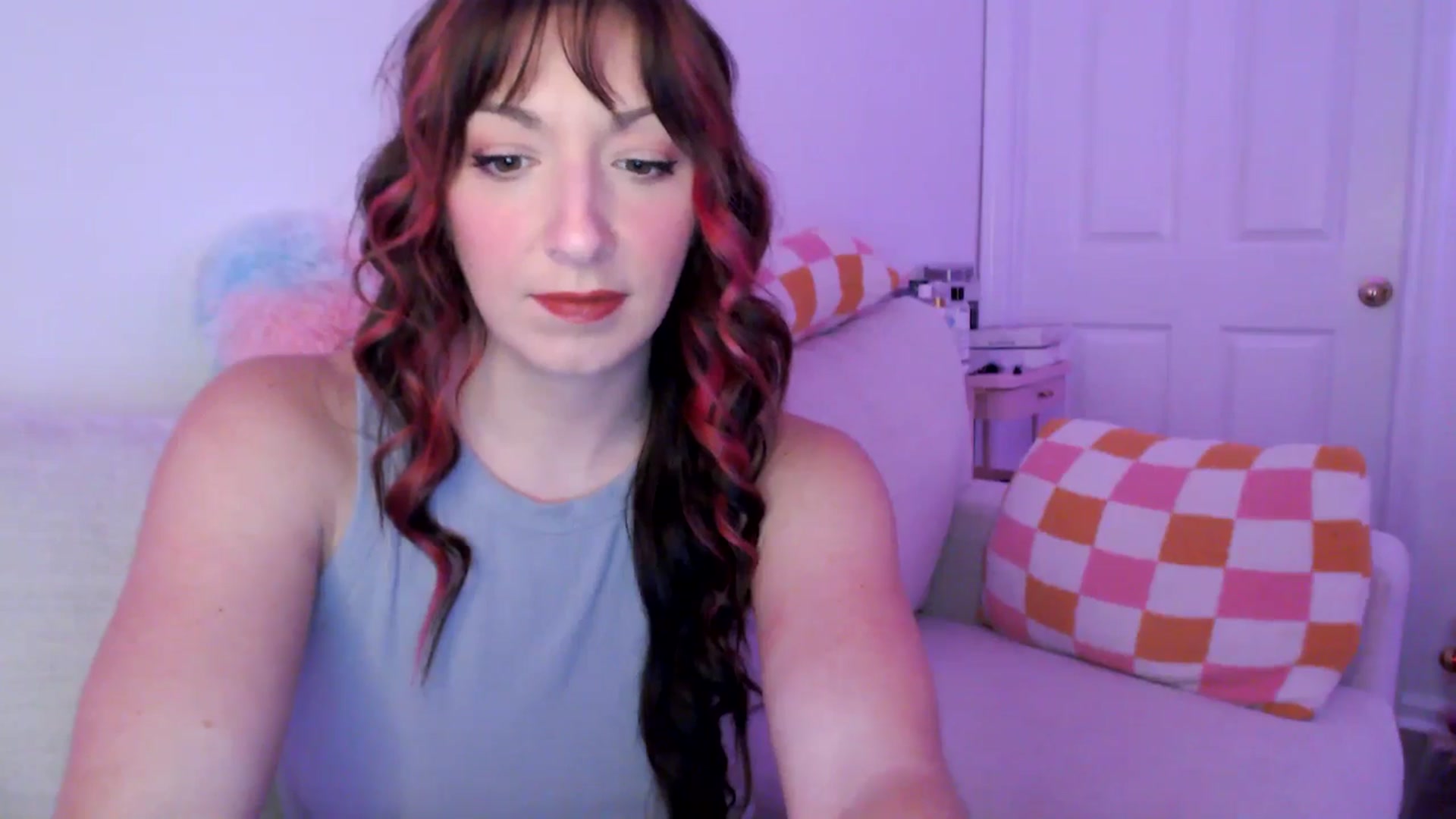 Gallery image thumbnail from AnnaFaux's myfreecams stream on, 02/20/2025, 24:16 image 7 of 20