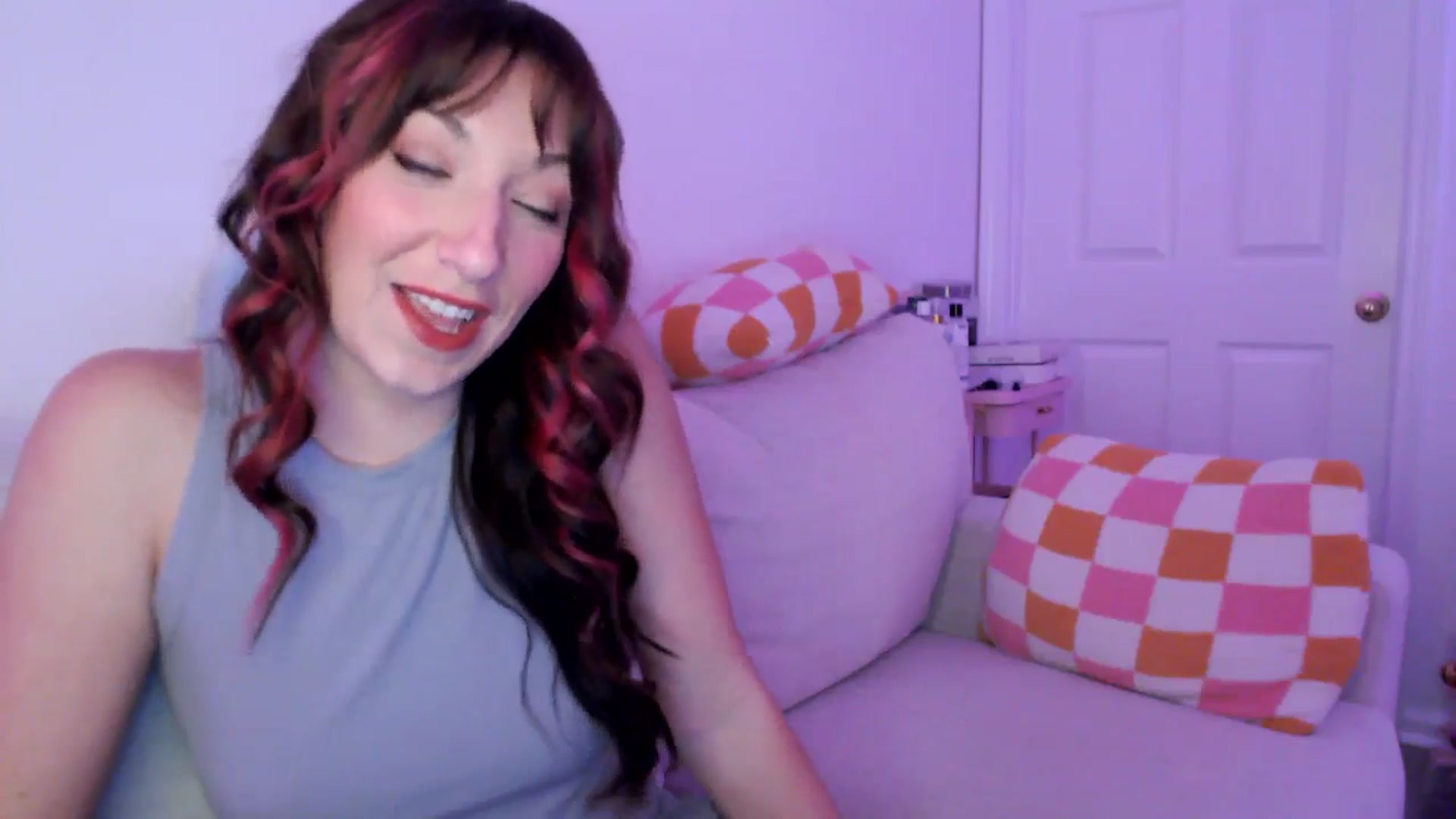 Gallery image thumbnail from AnnaFaux's myfreecams stream on, 02/20/2025, 24:16 image 9 of 20