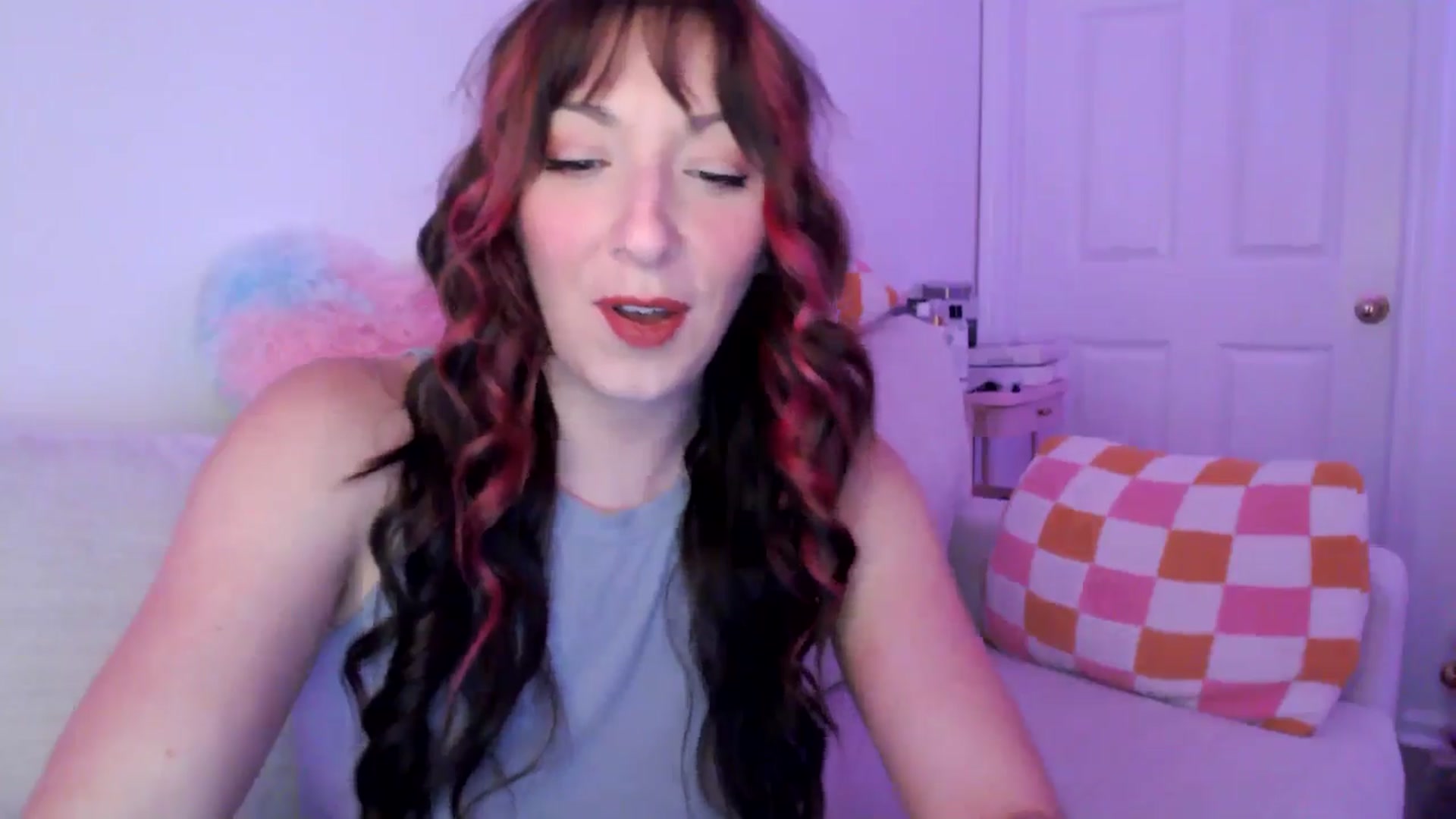 Gallery image thumbnail from AnnaFaux's myfreecams stream on, 02/20/2025, 24:16 image 11 of 20