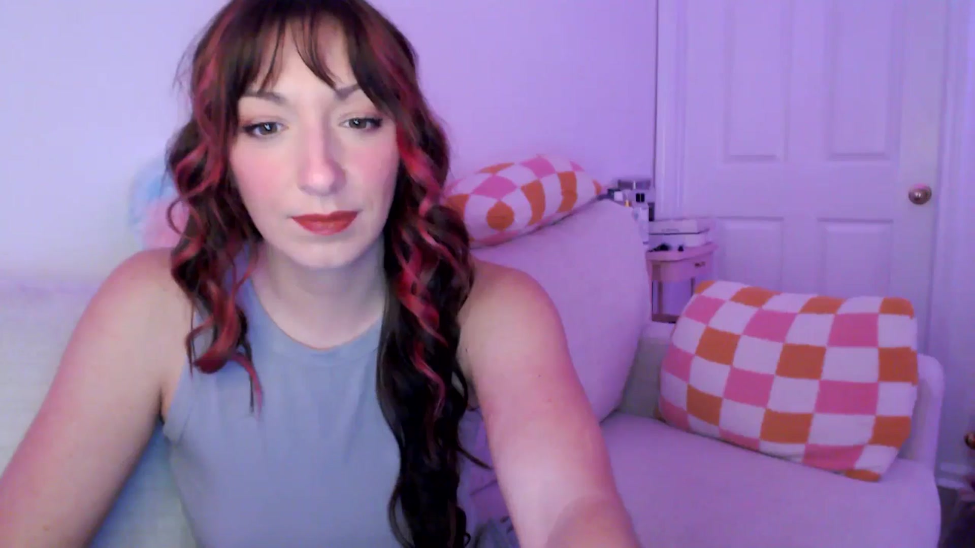 Gallery image thumbnail from AnnaFaux's myfreecams stream on, 02/20/2025, 24:16 image 5 of 20