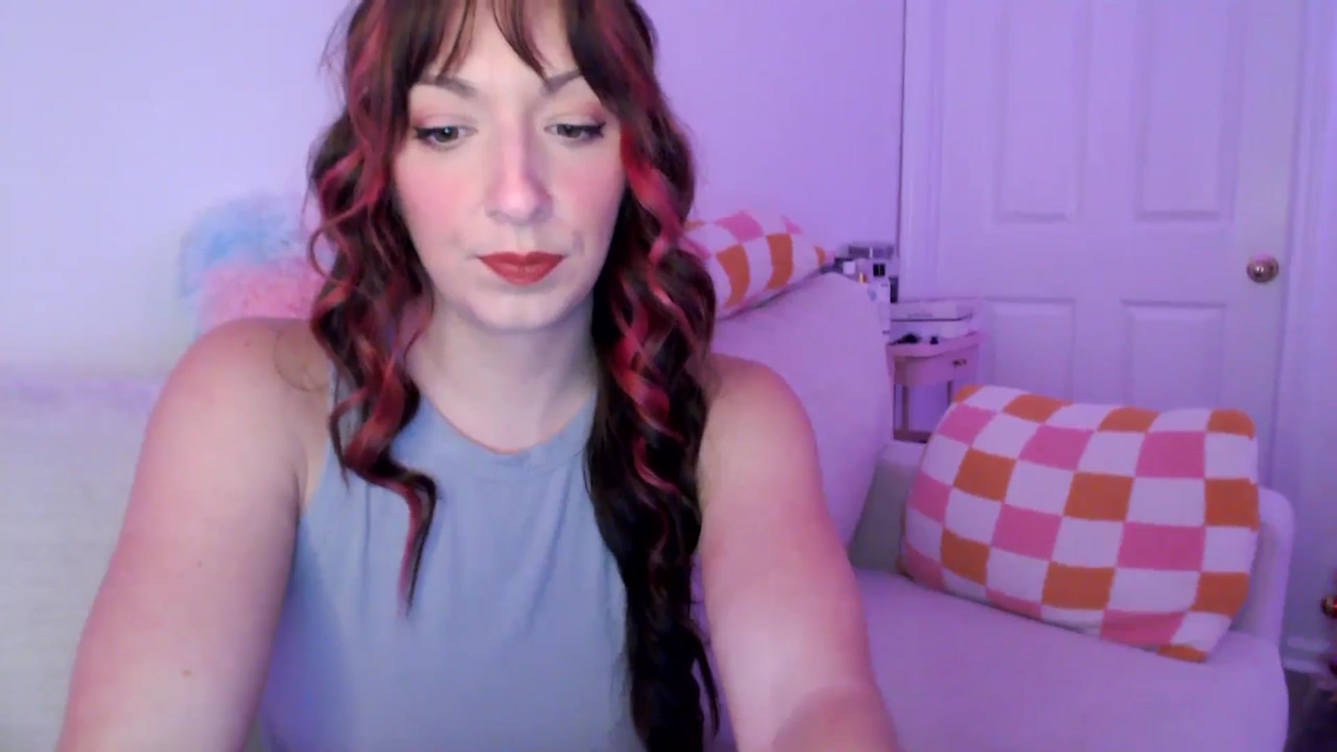 Gallery image thumbnail from AnnaFaux's myfreecams stream on, 02/20/2025, 24:16 image 8 of 20