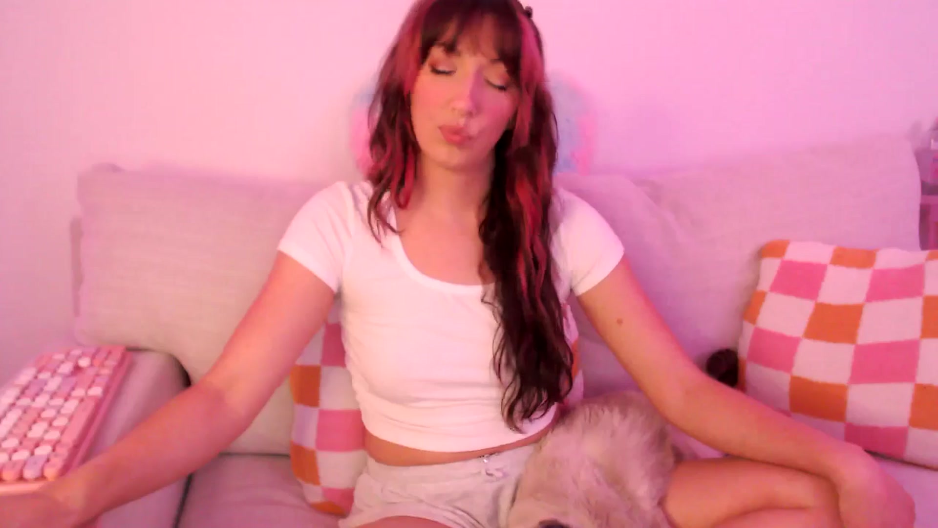 Gallery image thumbnail from AnnaFaux's myfreecams stream on, 02/23/2025, 23:27 image 6 of 20