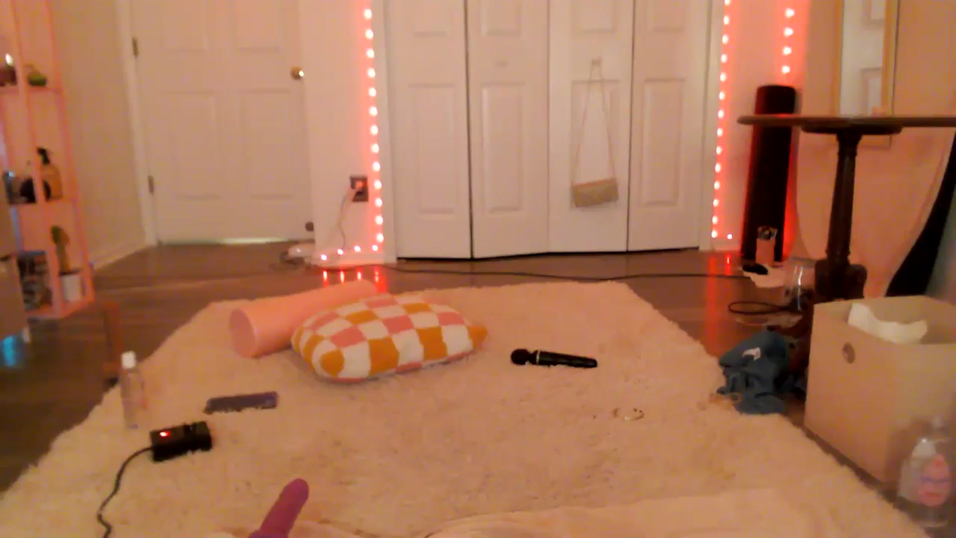 Gallery image thumbnail from AnnaFaux's myfreecams stream on, 02/26/2025, 06:16 image 16 of 20