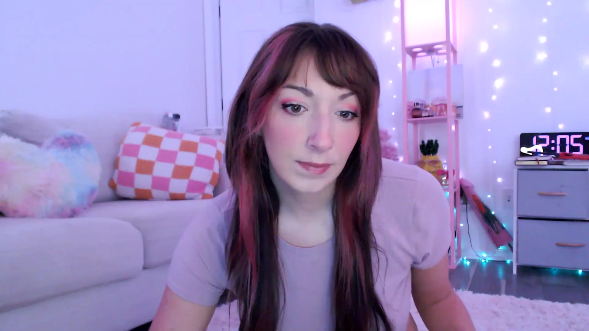 Gallery image thumbnail from AnnaFaux's myfreecams stream on, 03/08/2025, 17:24 image 2 of 20