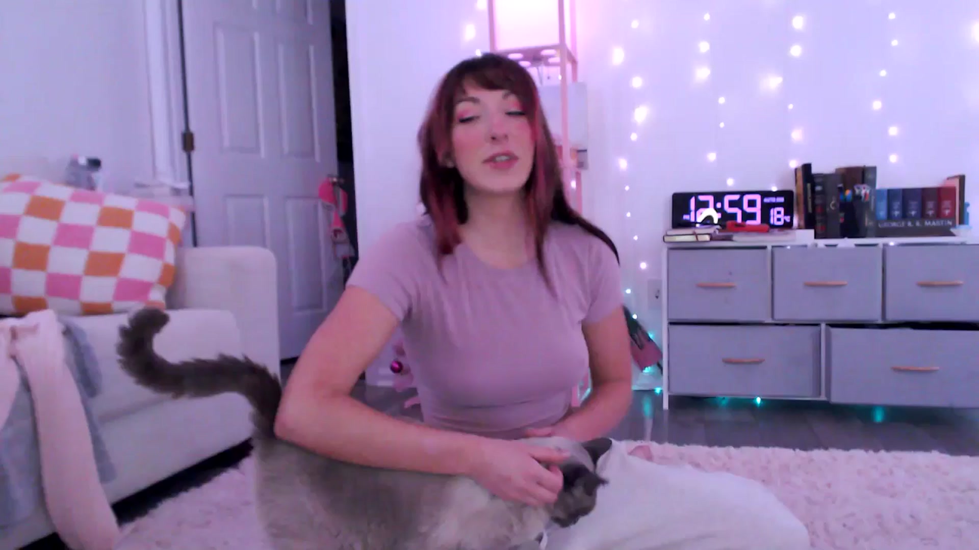 Gallery image thumbnail from AnnaFaux's myfreecams stream on, 03/08/2025, 18:07 image 13 of 20