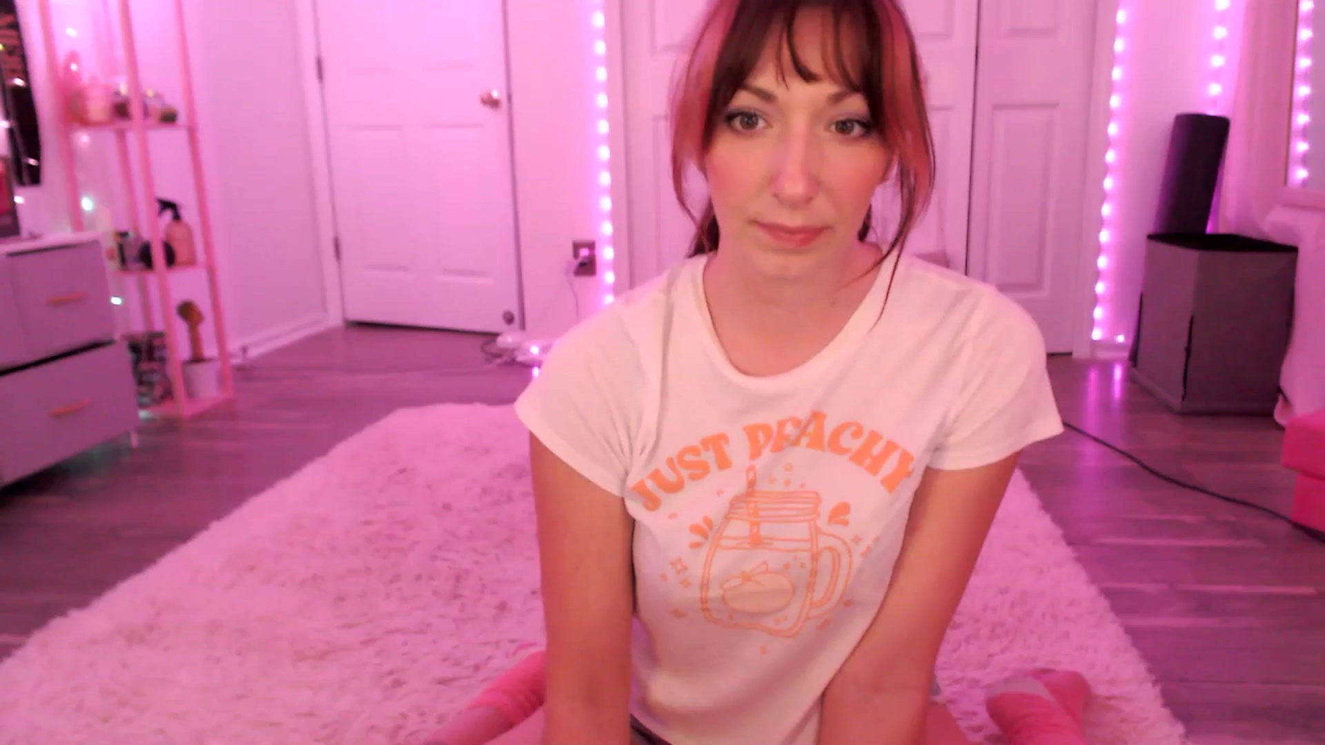 Gallery image thumbnail from AnnaFaux's myfreecams stream on, 03/13/2025, 24:03 image 7 of 20